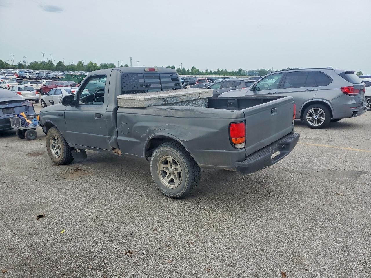 2000 Mazda B3000 Charcoal vin: 4F4YR12VXYTM07865