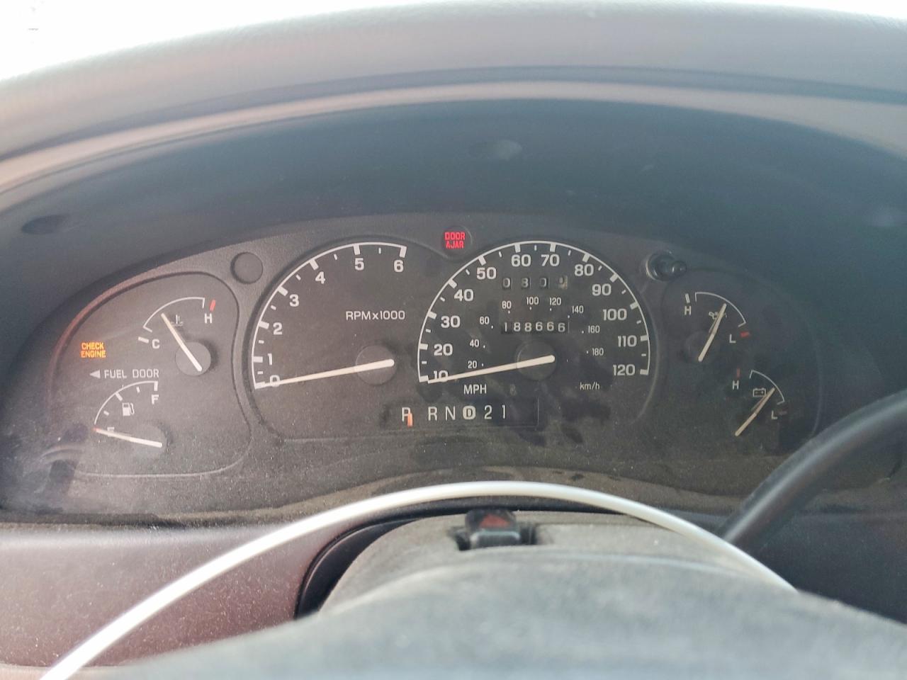 2000 Mazda B3000 Charcoal vin: 4F4YR12VXYTM07865