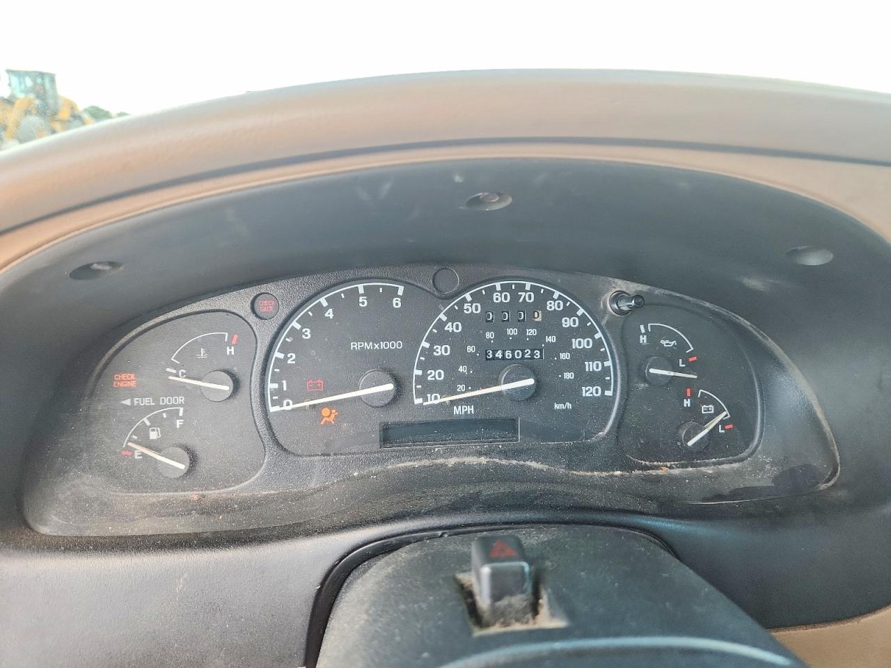 1999 Mazda B2500 Cab Plus White vin: 4F4YR16C0XTM40185