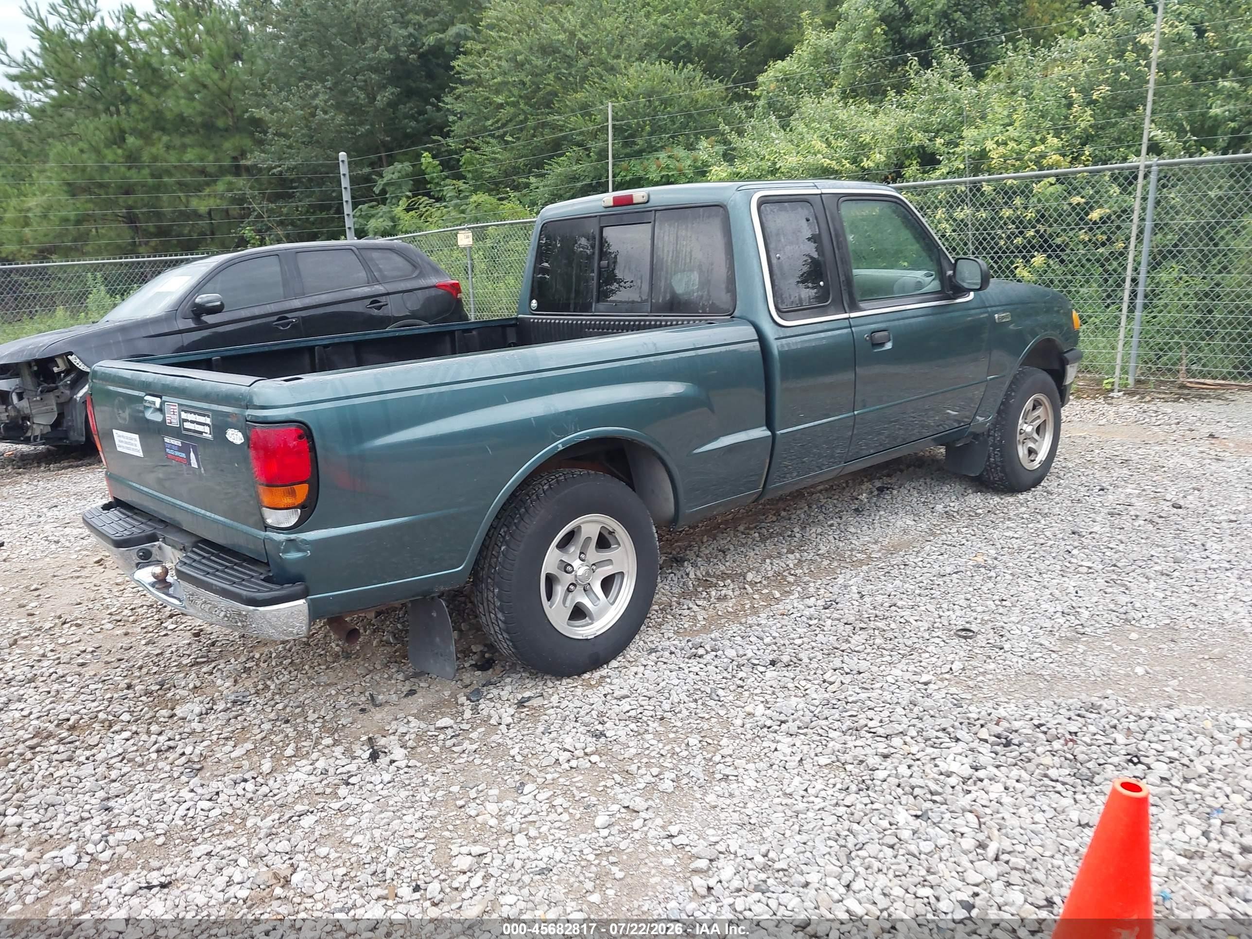 1998 Mazda B2500 Se Зеленый vin: 4F4YR16C1WTM27802