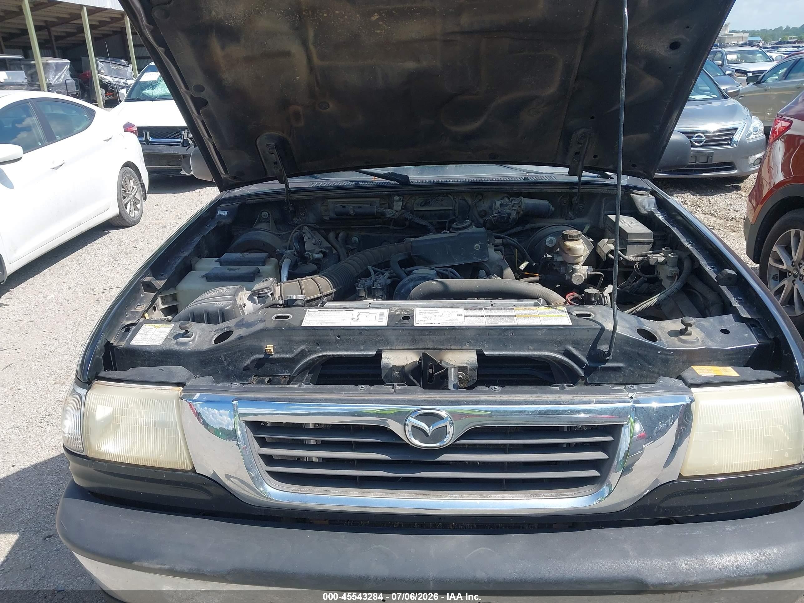 1999 Mazda B2500 Se Black vin: 4F4YR16C1XTM46545