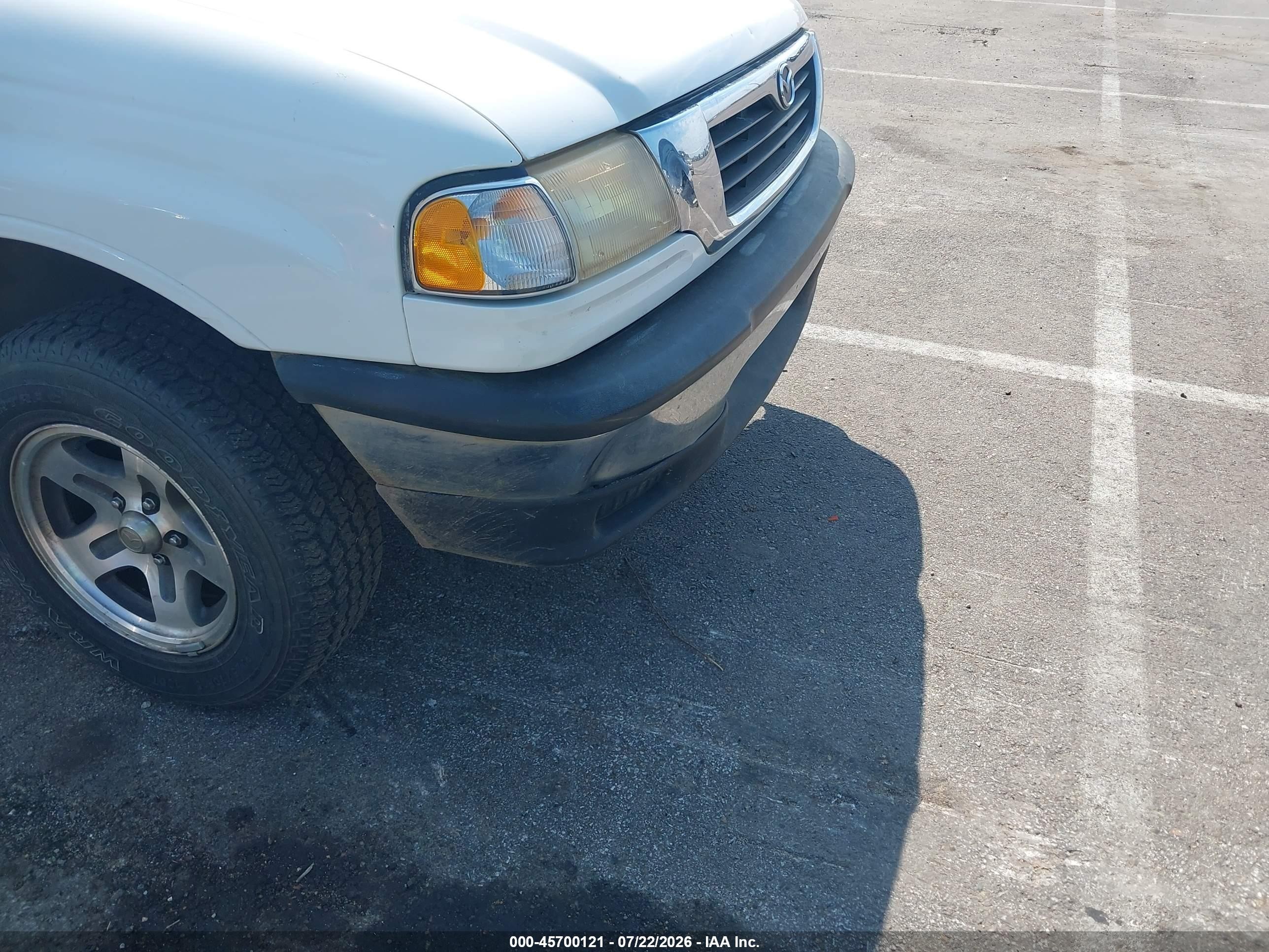 1999 Mazda B2500 Se White vin: 4F4YR16C1XTM46626