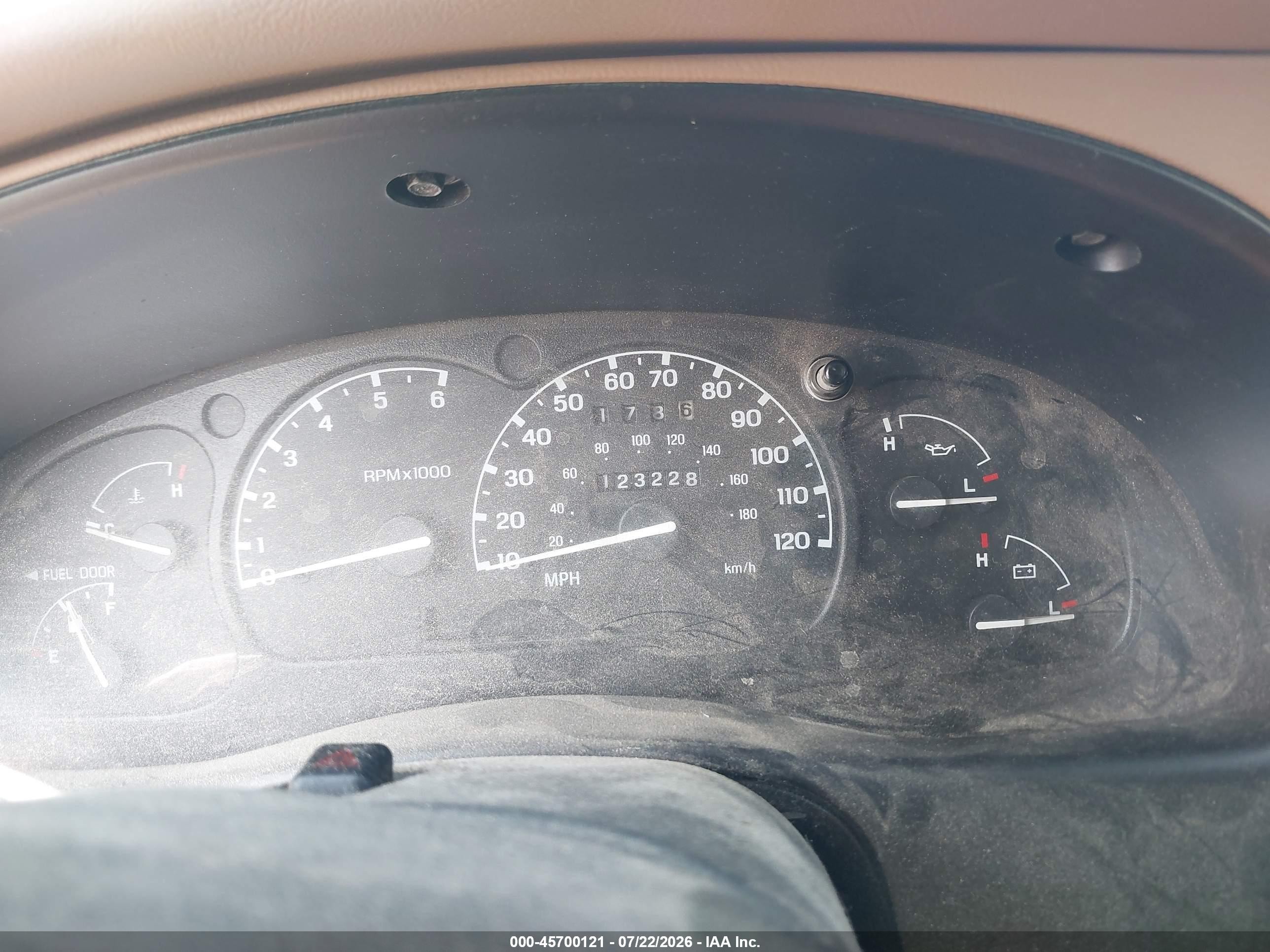 1999 Mazda B2500 Se White vin: 4F4YR16C1XTM46626