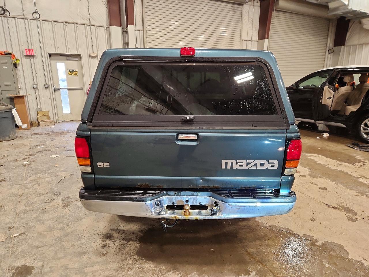 1999 Mazda B2500 Cab Plus Бирюзовый vin: 4F4YR16C3XTM17712