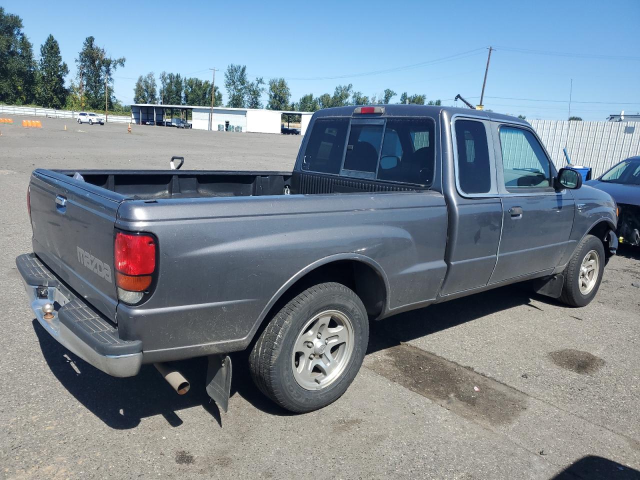 1999 Mazda B2500 Cab Plus Gray vin: 4F4YR16C5XTM11412