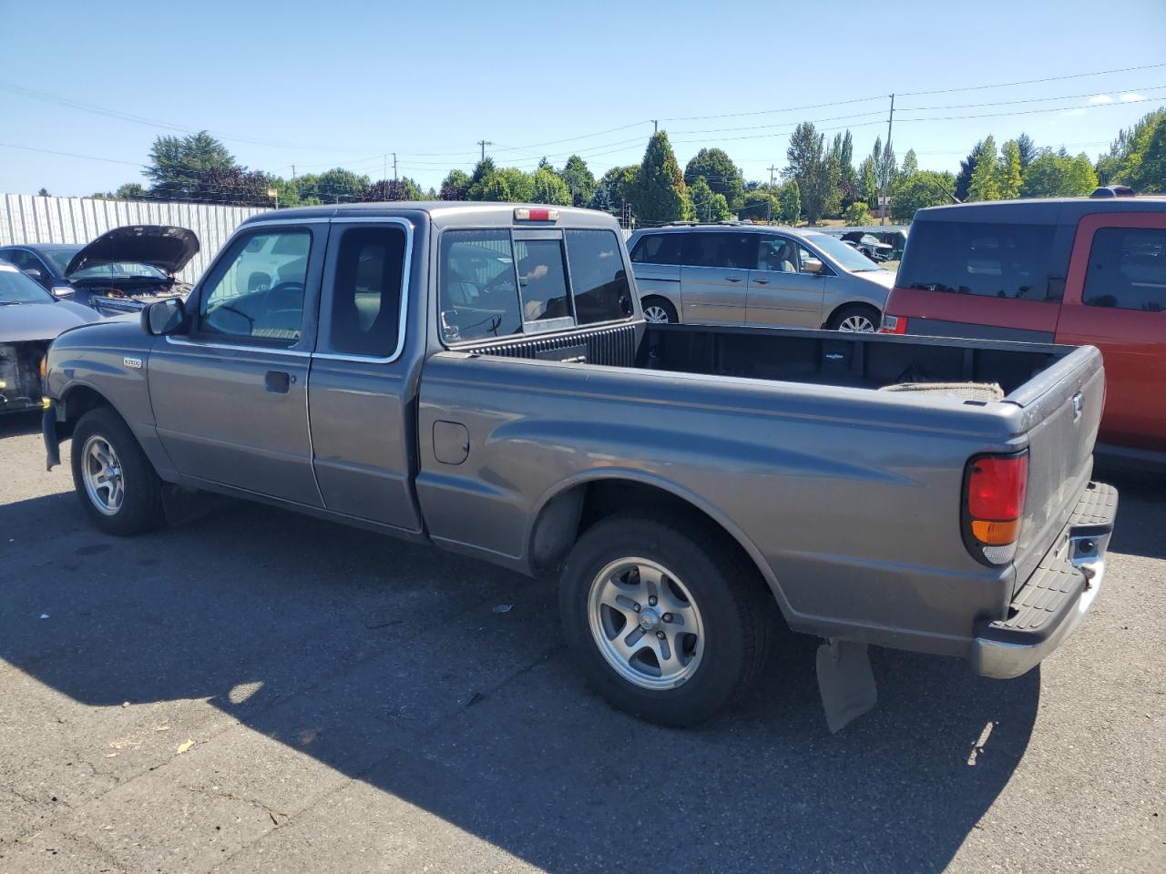 1999 Mazda B2500 Cab Plus Gray vin: 4F4YR16C5XTM11412