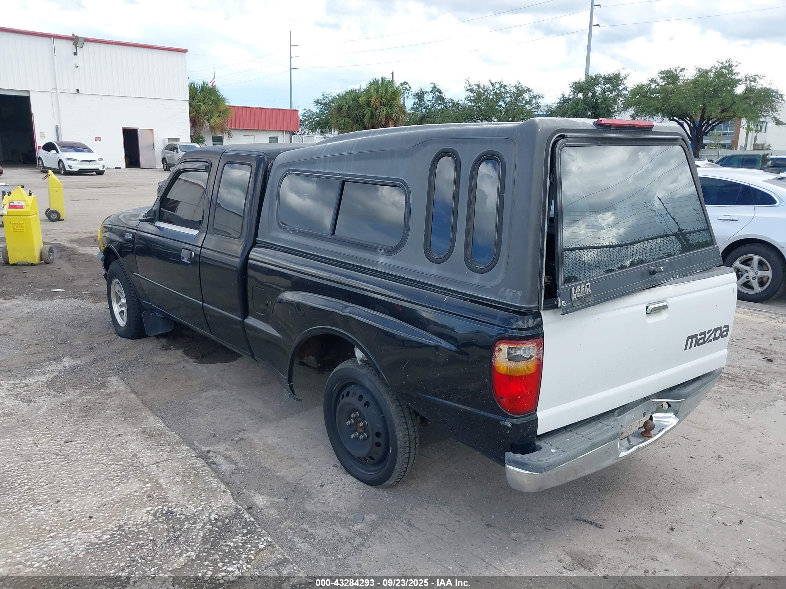 2004 Mazda B2300 Se Black vin: 4F4YR16D04TM08521