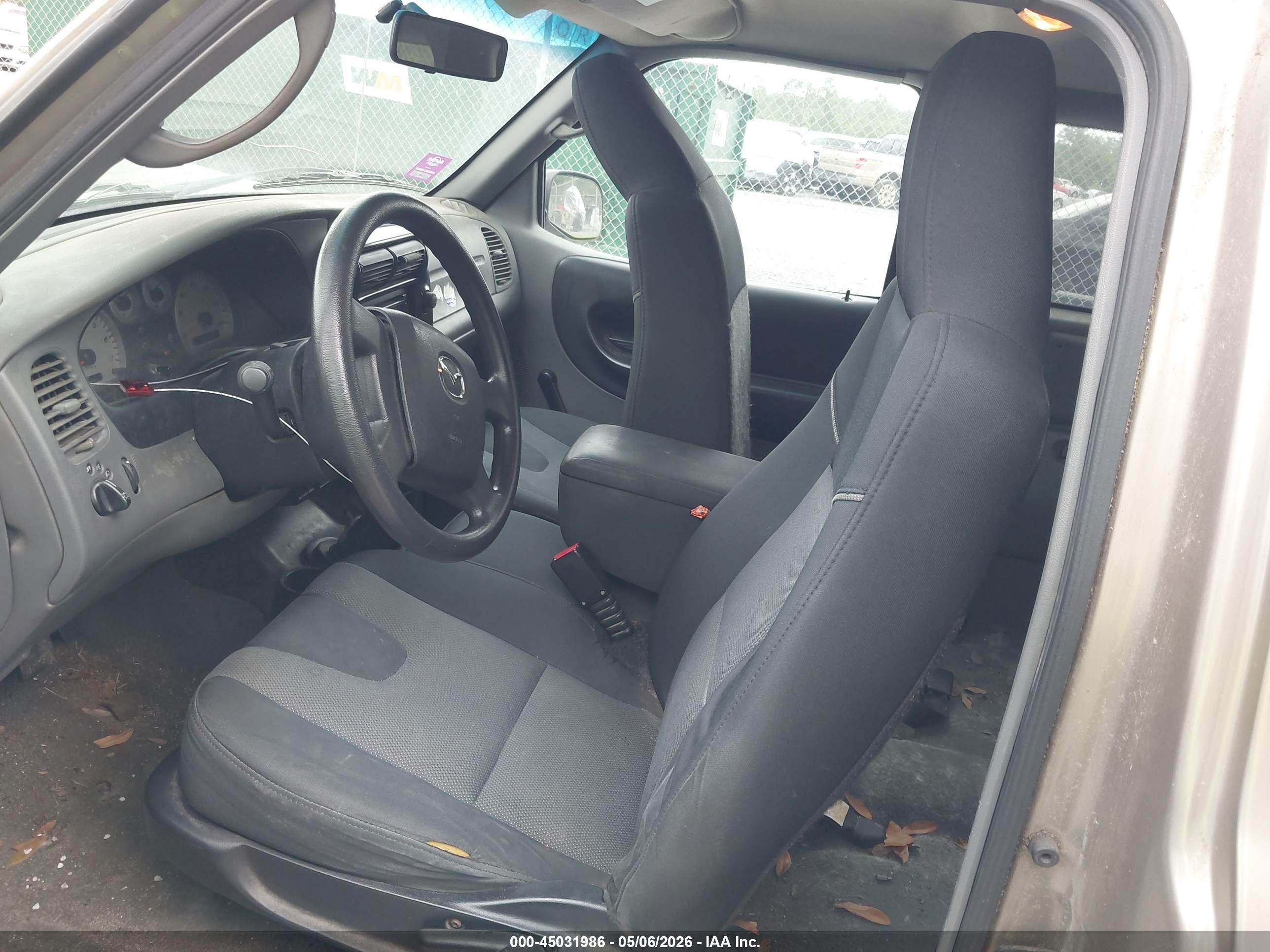 2004 Mazda B2300 Se Brown vin: 4F4YR16D14TM00914