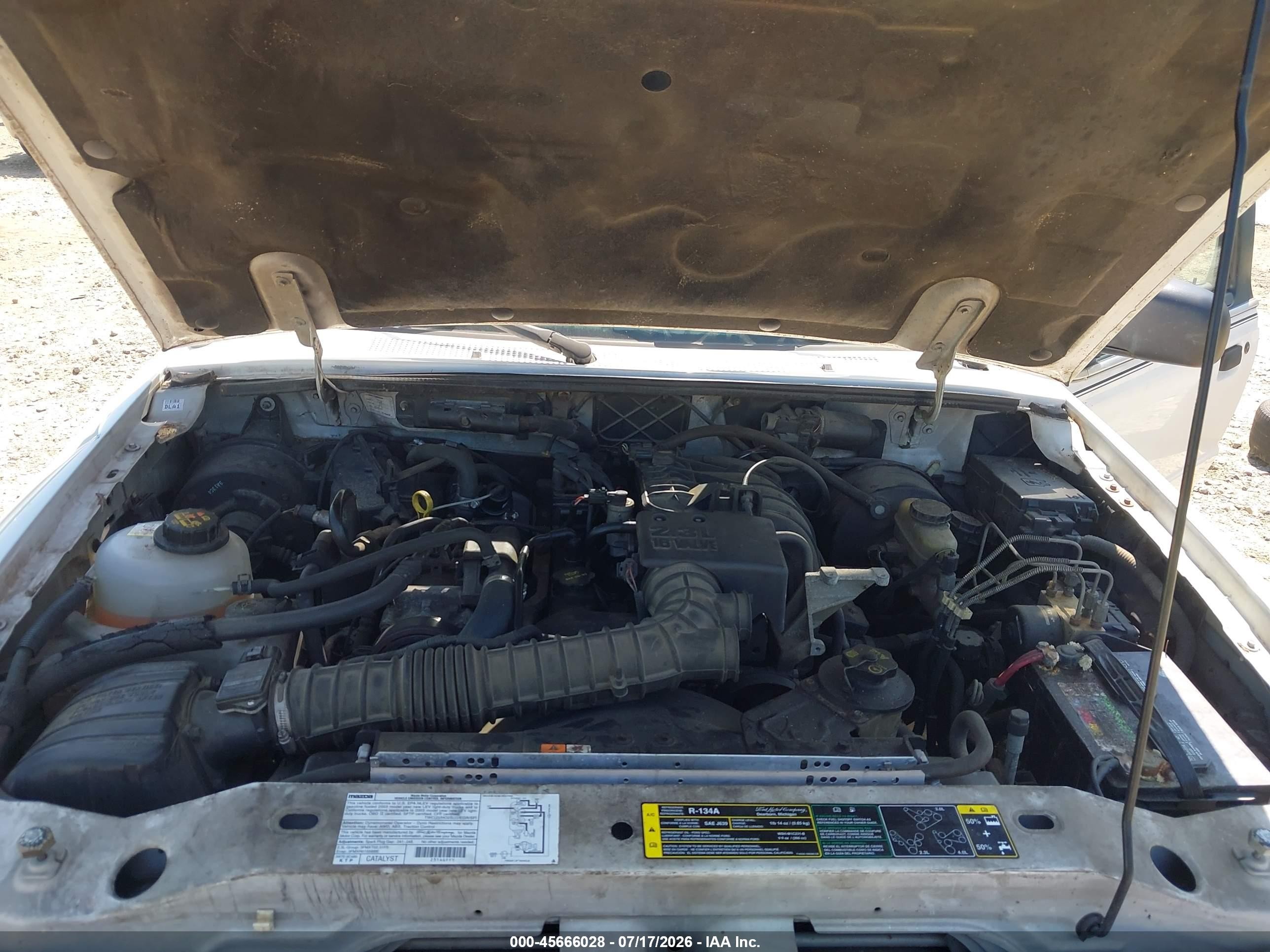 2003 Mazda B2300 Se Белый vin: 4F4YR16D93TM09147
