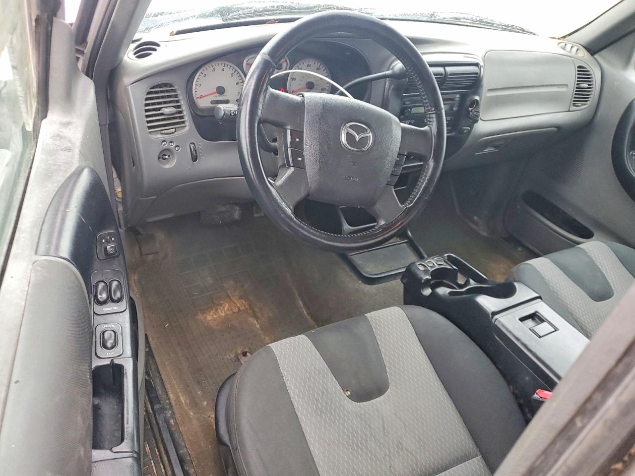 2004 Mazda B3000 Cab Plus Silver vin: 4F4YR16U04TM12522
