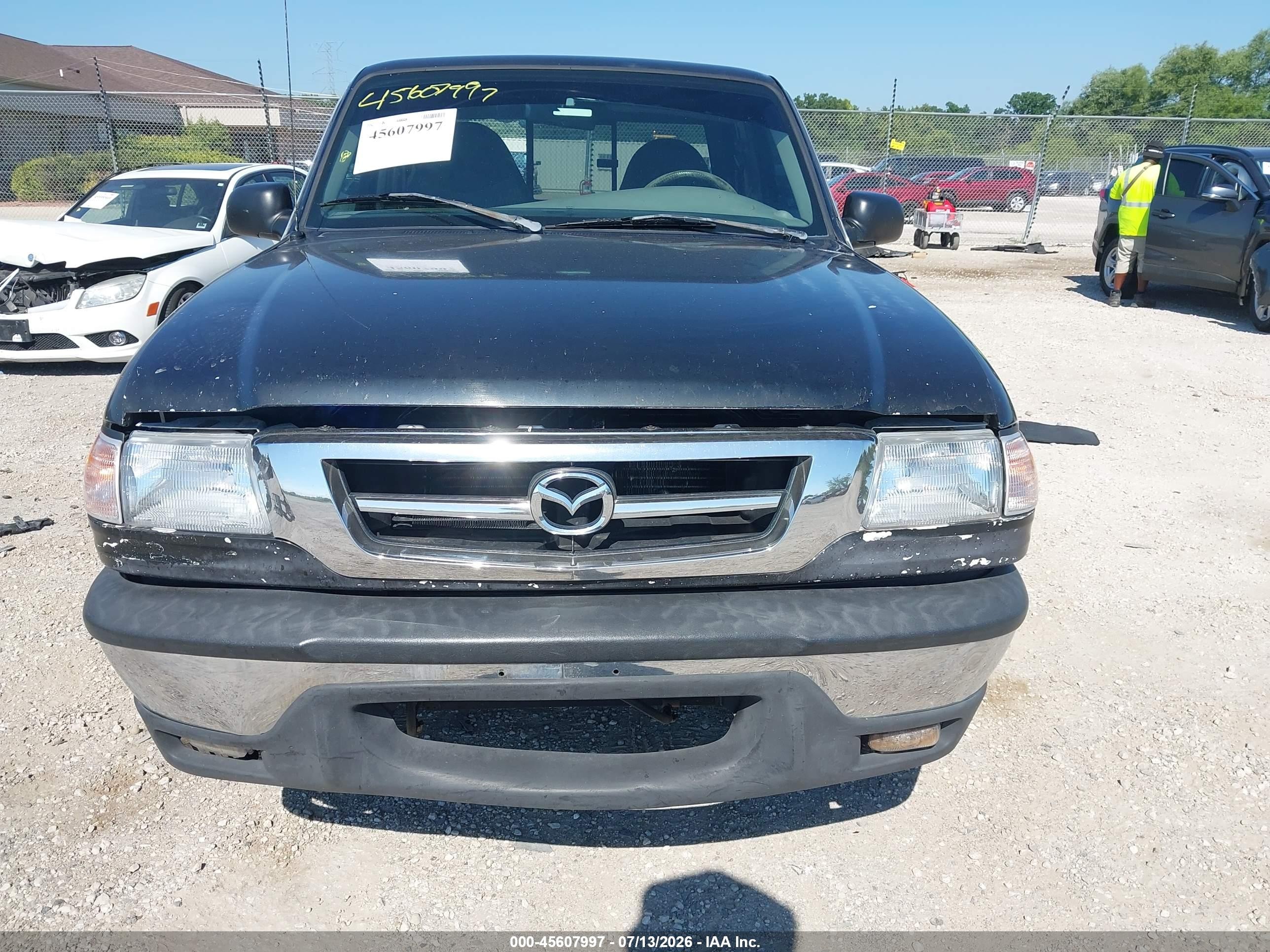 2001 Mazda B3000 Ds/se Black vin: 4F4YR16U11TM01735