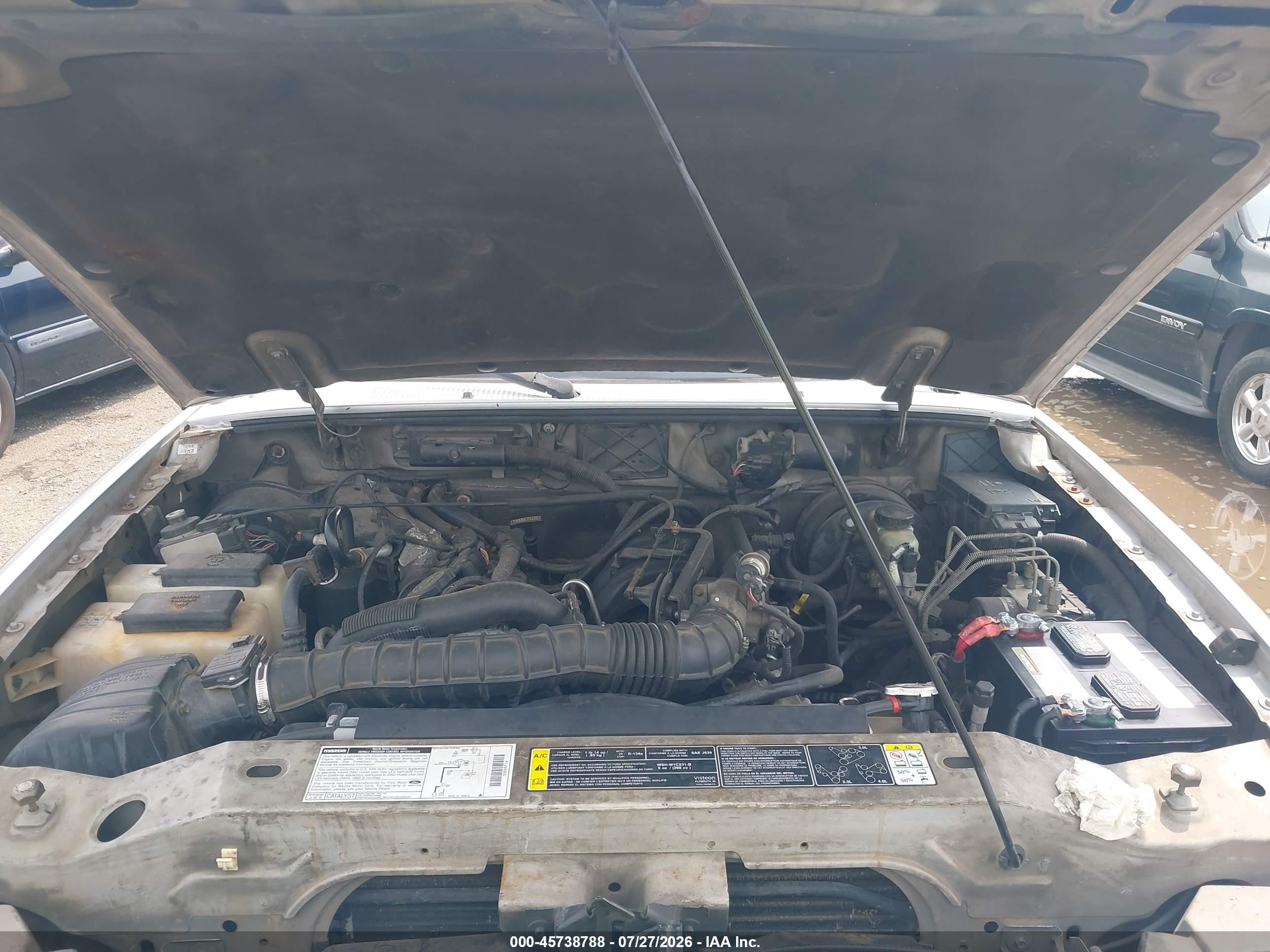 2002 Mazda B3000 Ds Silver vin: 4F4YR16U22TM05911