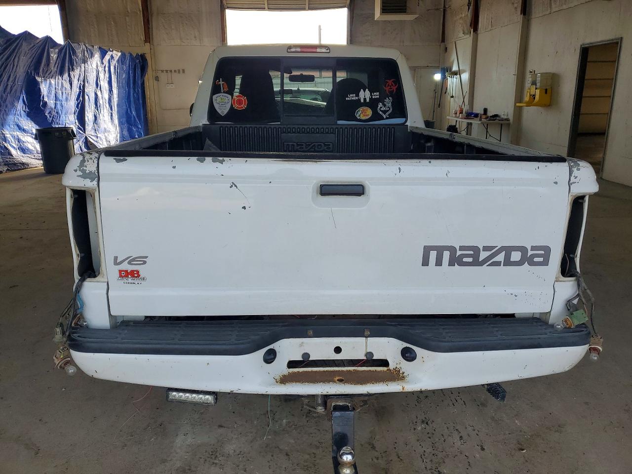 2004 Mazda B3000 Cab Plus Белый vin: 4F4YR16U24TM00789