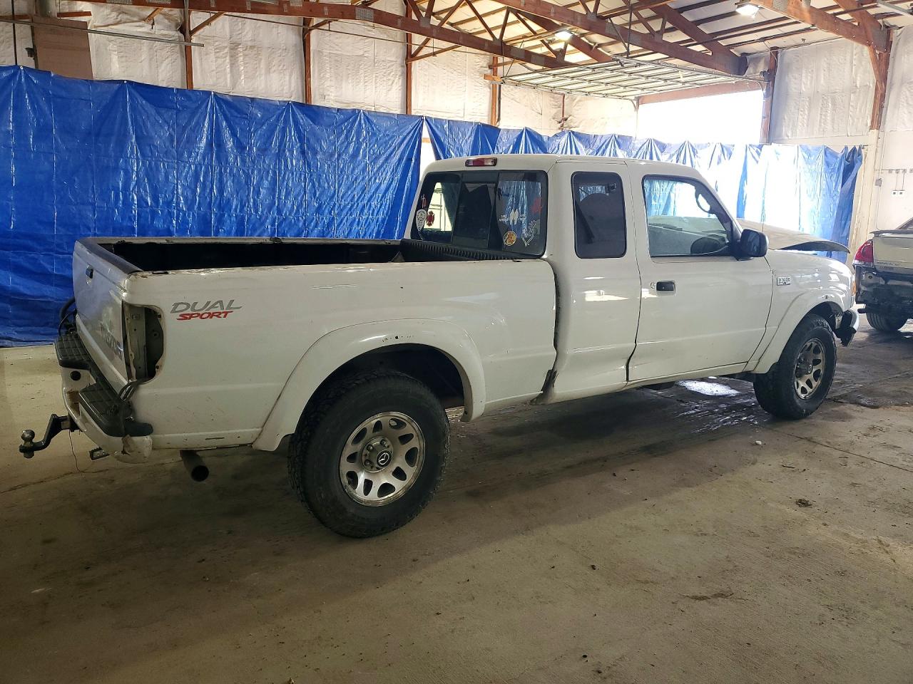 2004 Mazda B3000 Cab Plus Белый vin: 4F4YR16U24TM00789