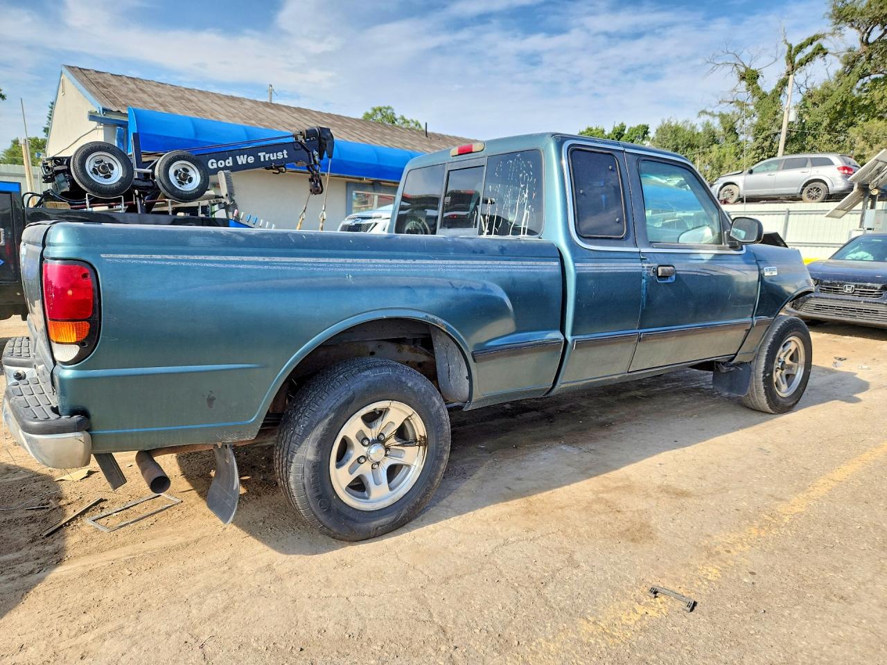 1998 Mazda B3000 Cab Plus Green vin: 4F4YR16U3WTM36736