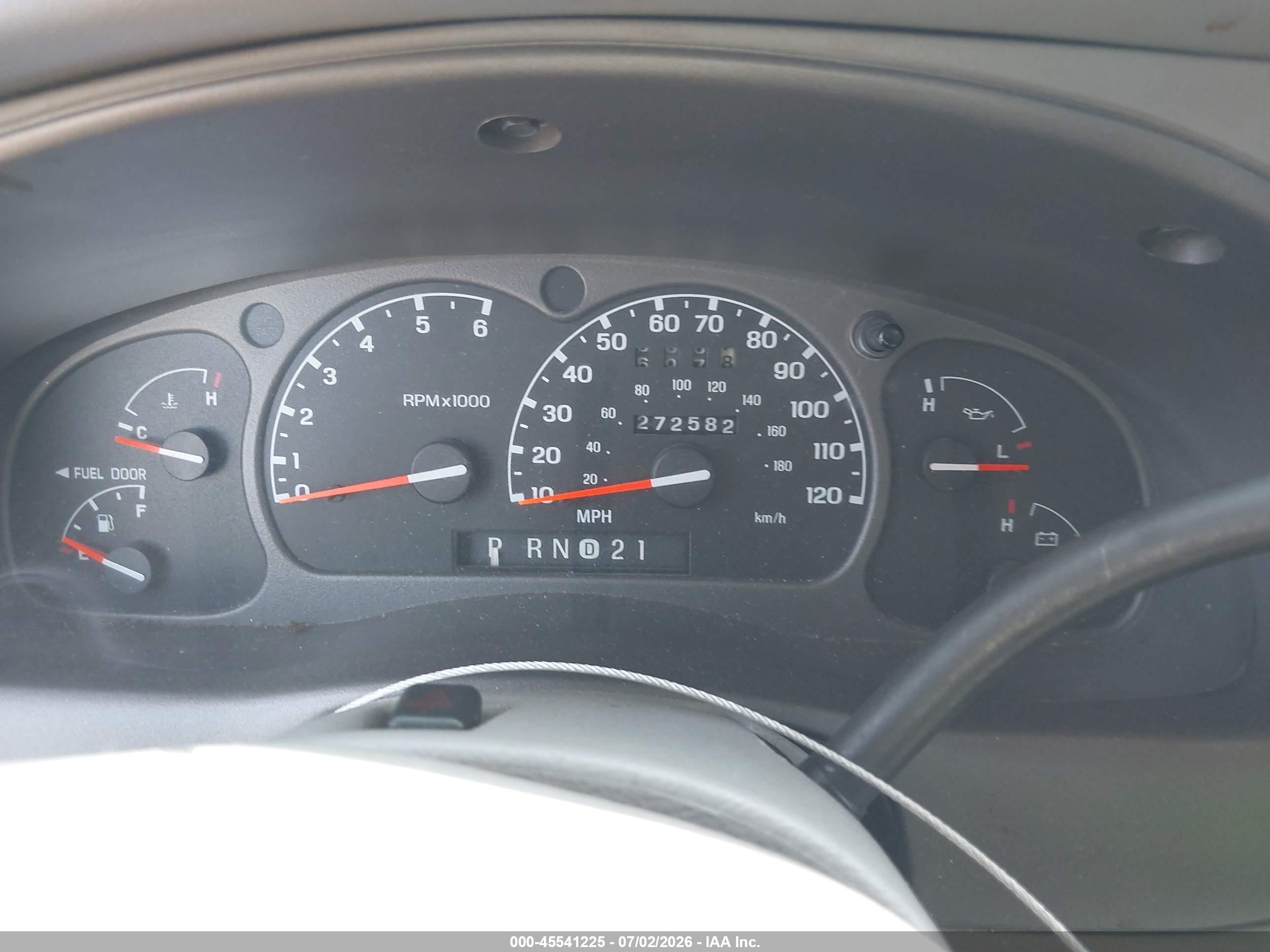 2001 Mazda B3000 Ds/se Red vin: 4F4YR16U61TM15842