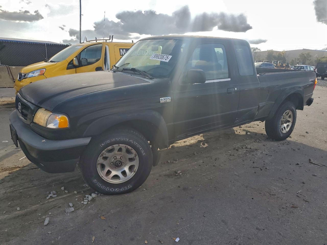 2004 Mazda B3000 Cab Plus Черный vin: 4F4YR16U64TM11908