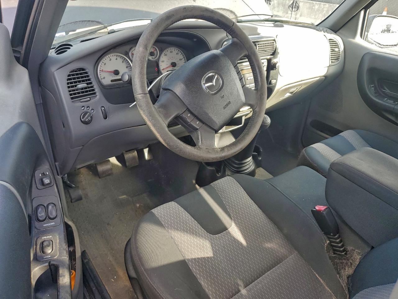 2004 Mazda B3000 Cab Plus Black vin: 4F4YR16U64TM11908