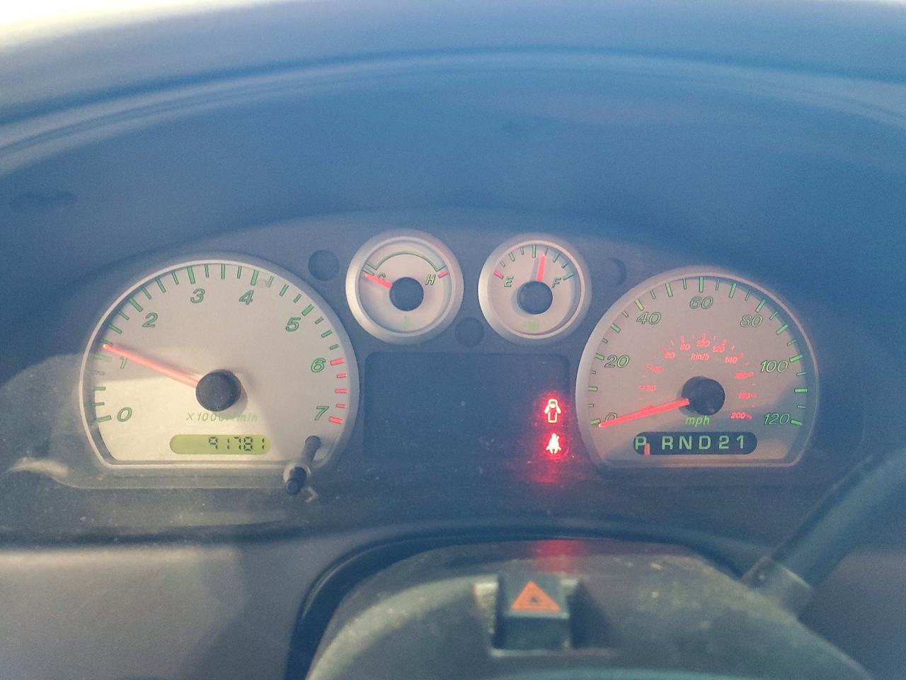 2004 Mazda B3000 Cab Plus Белый vin: 4F4YR16U74TM04546