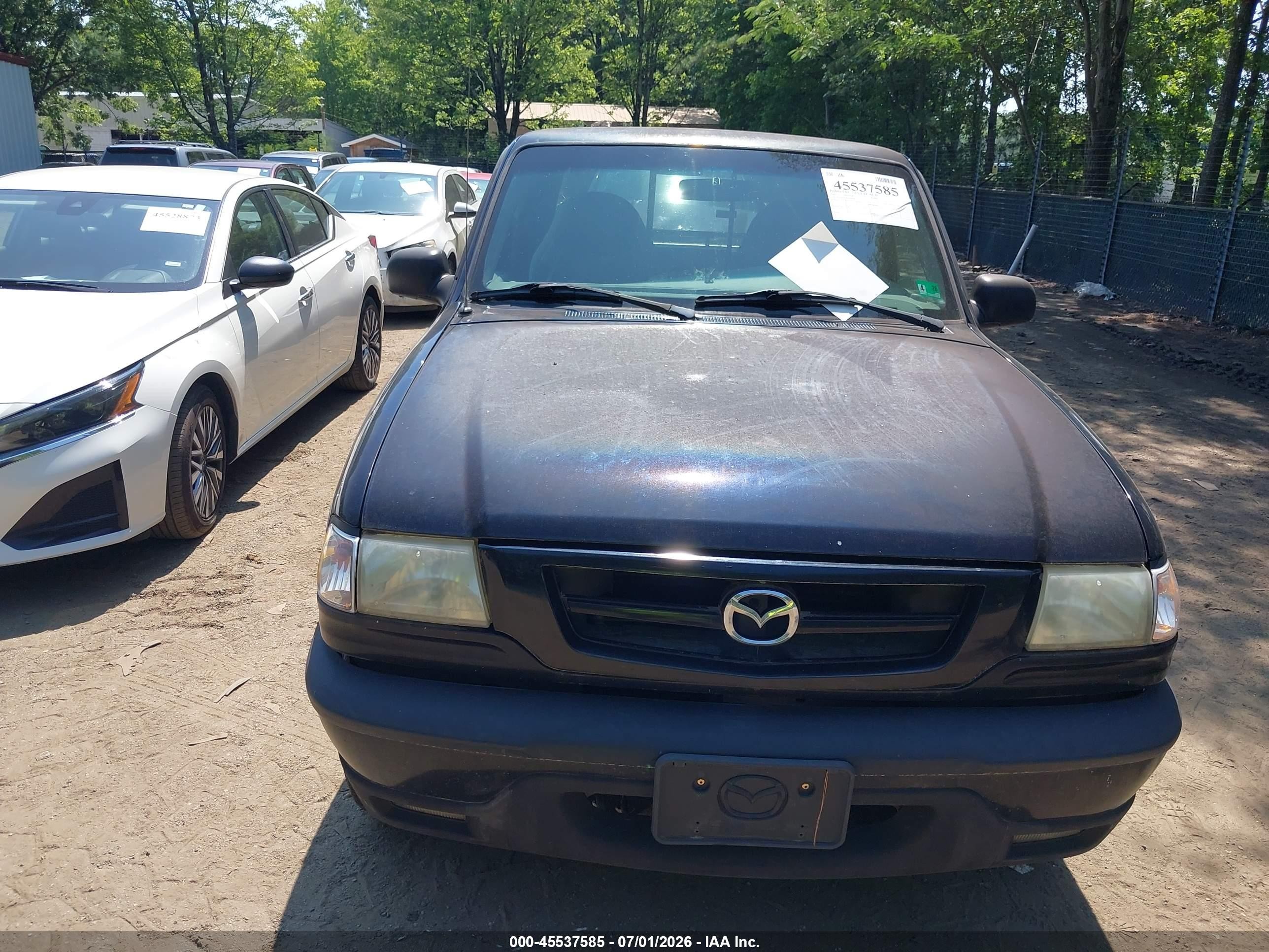 2002 Mazda B3000 Ds Black vin: 4F4YR16U82TM04116