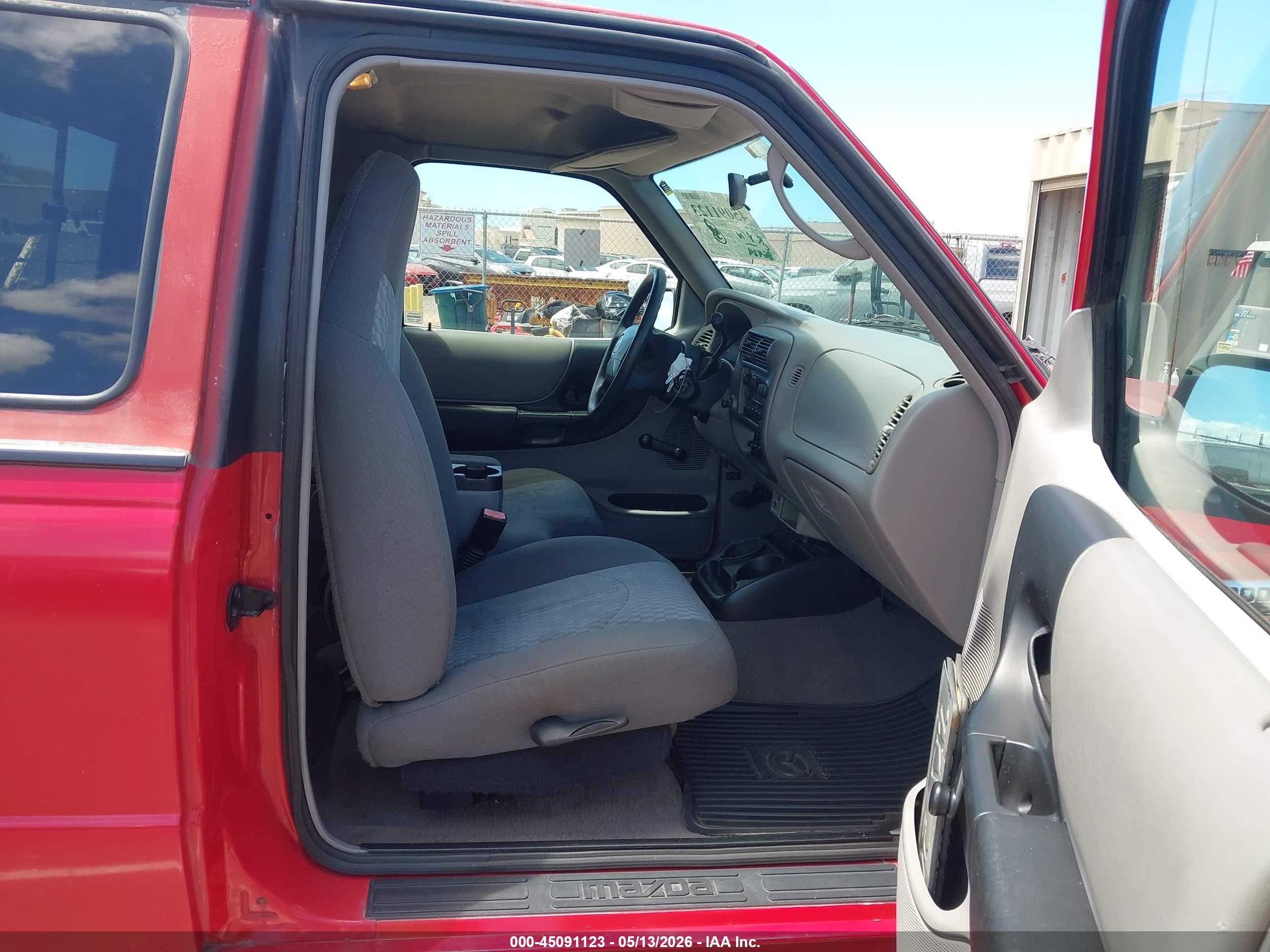 2002 Mazda B3000 Ds Red vin: 4F4YR16UX2TM03100
