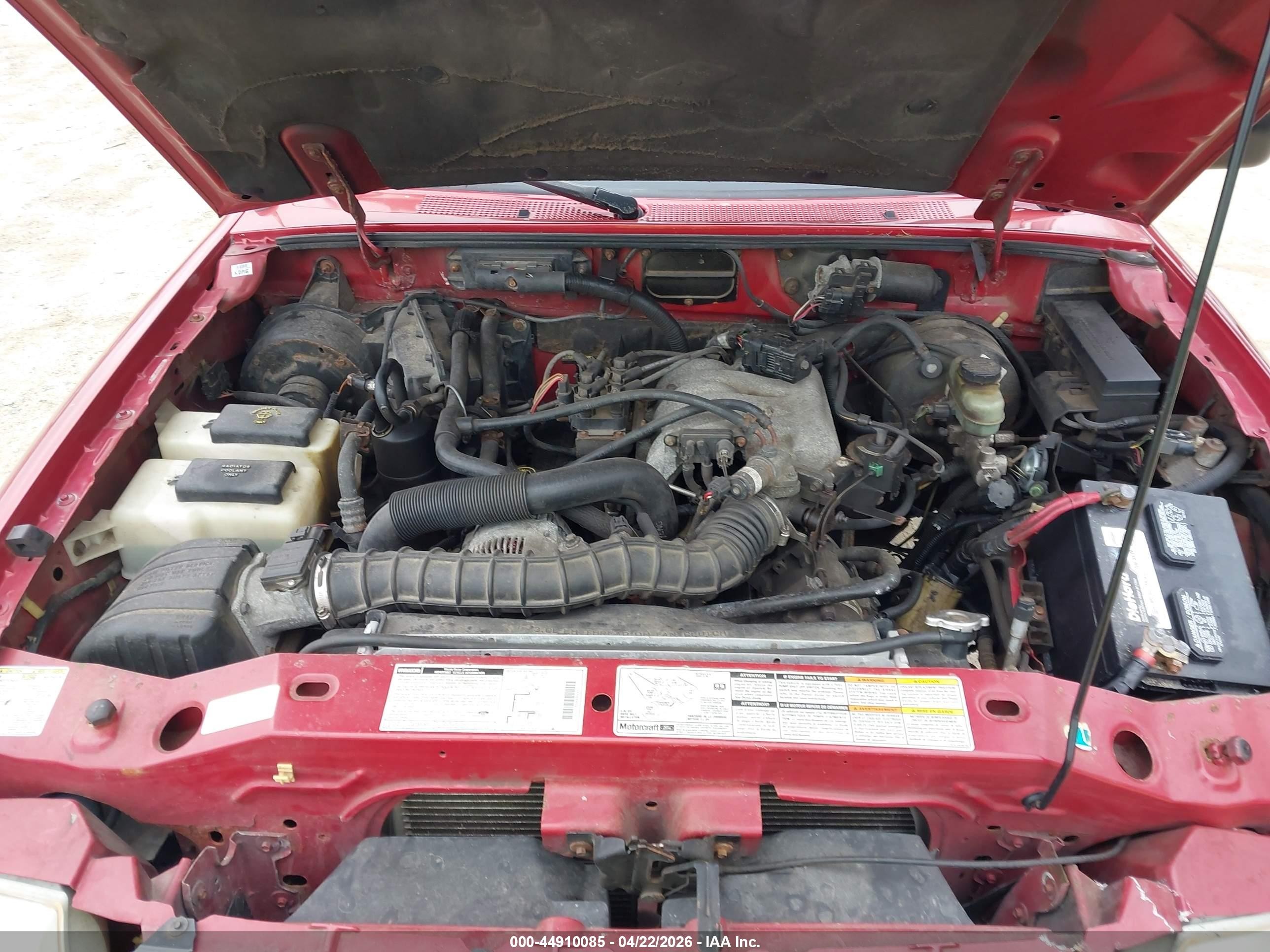 2000 Mazda B3000 Se/tl Burgundy vin: 4F4YR16V0YTM21686