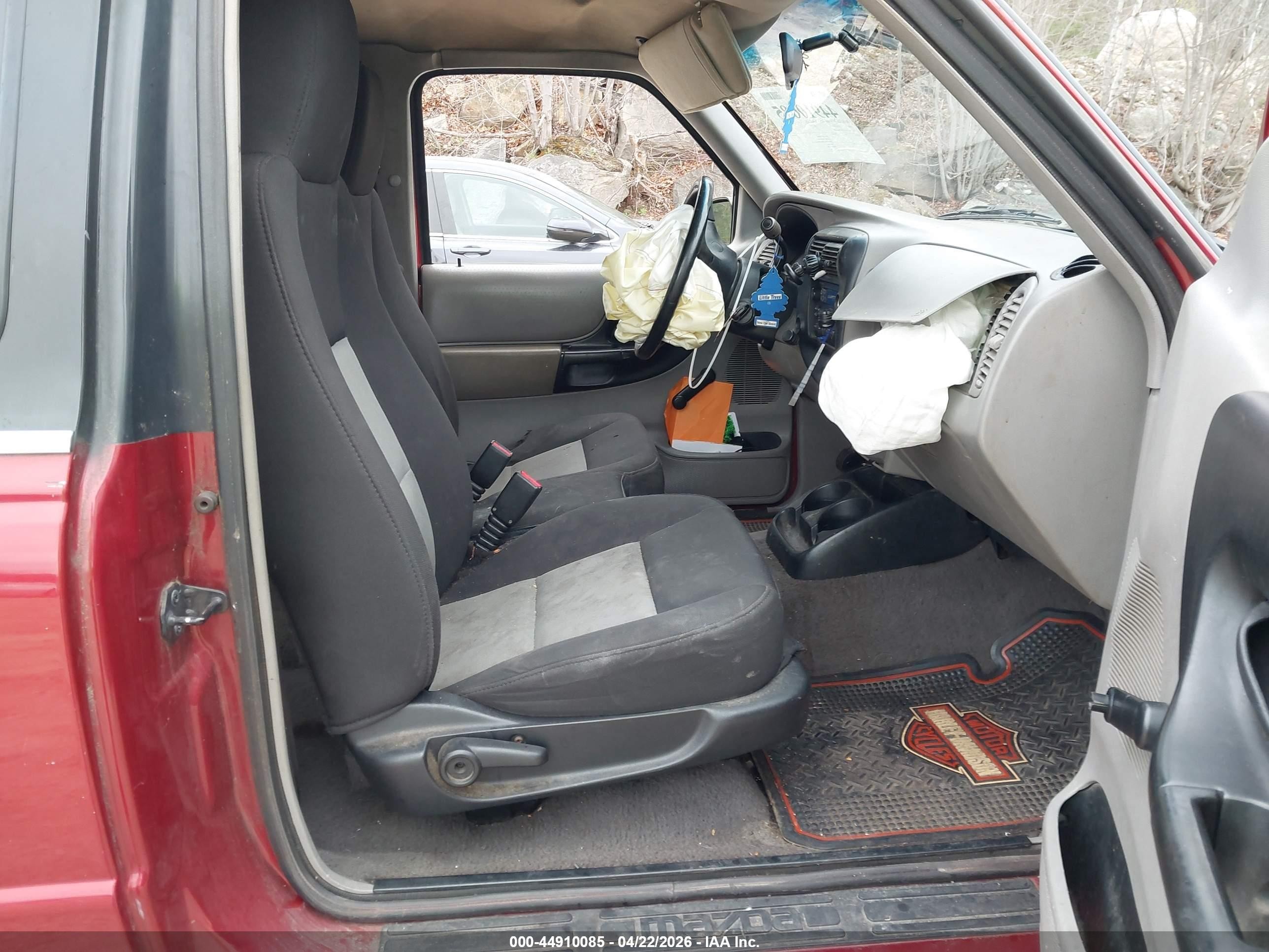 2000 Mazda B3000 Se/tl Burgundy vin: 4F4YR16V0YTM21686