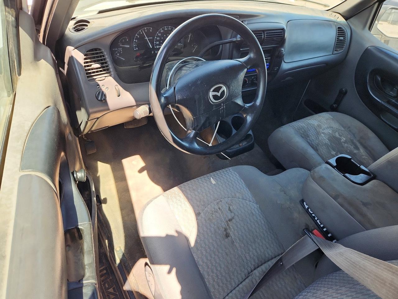 2003 Mazda B3000 Cab Plus Белый vin: 4F4YR16V13TM09099
