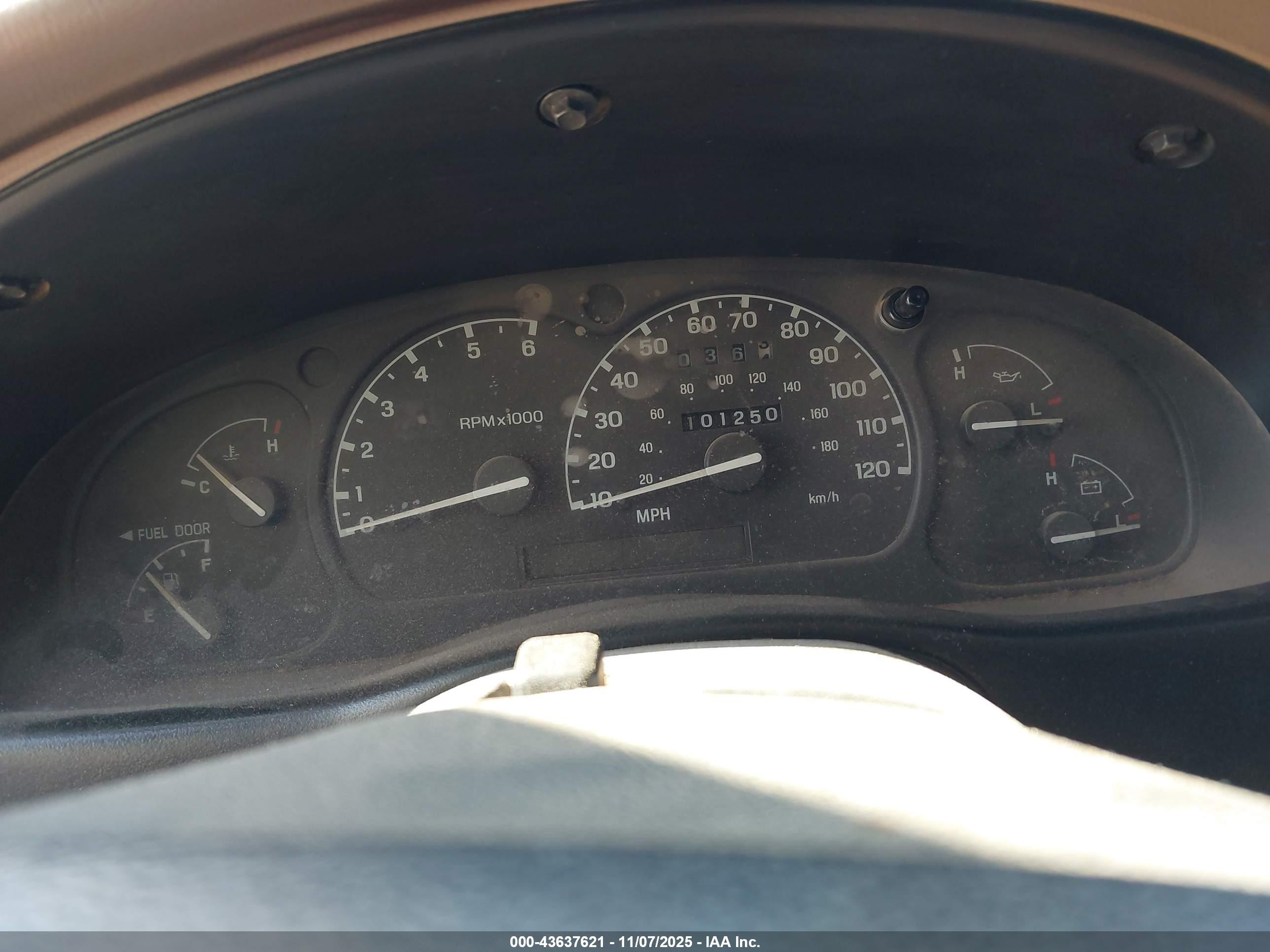 1999 Mazda B3000 Se/tl Green vin: 4F4YR16V1XTM19881