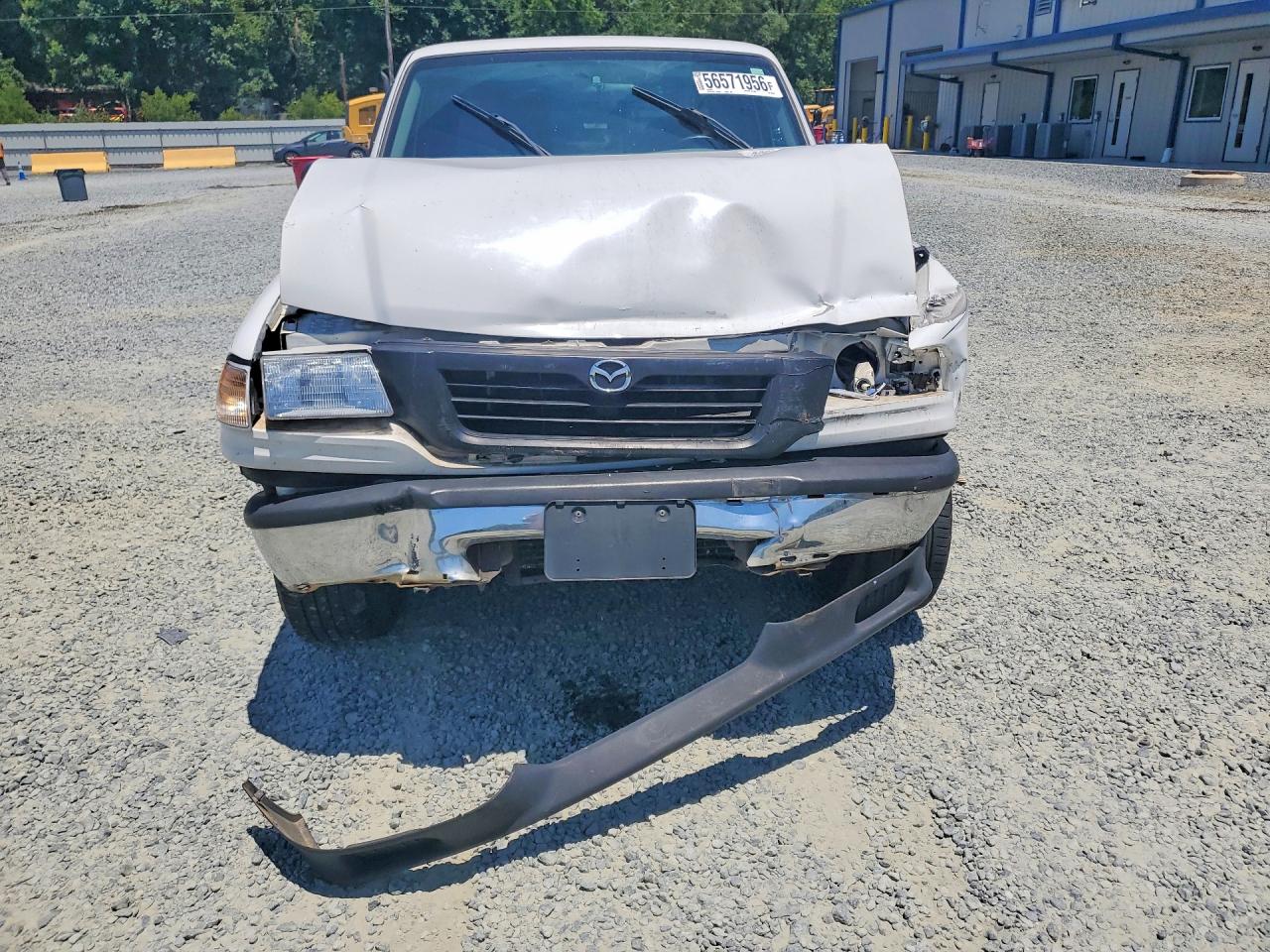 2000 Mazda B3000 Troy Lee Edition White vin: 4F4YR16V3YTM17681
