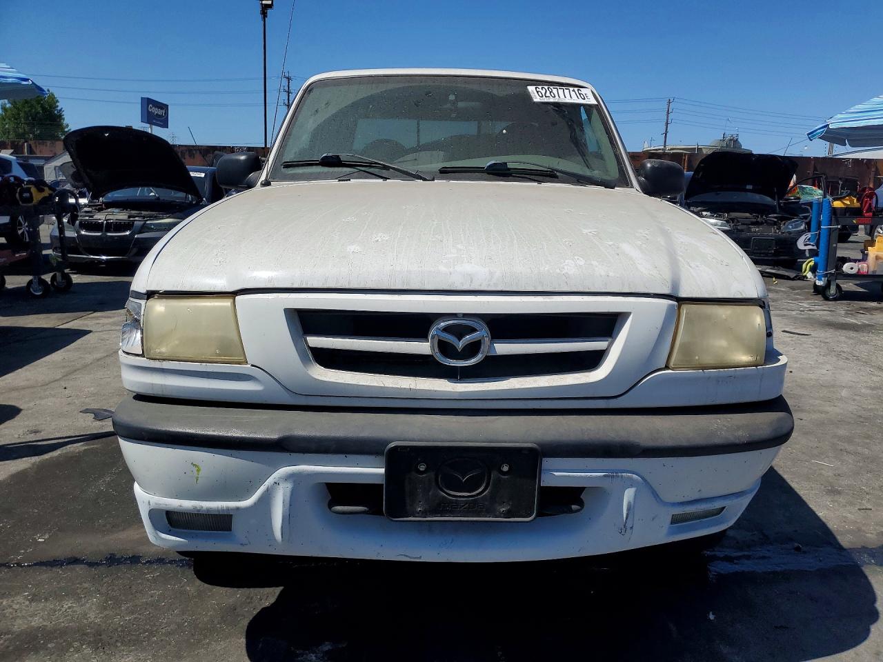 2001 Mazda B3000 Cab Plus White vin: 4F4YR16V41TM27626