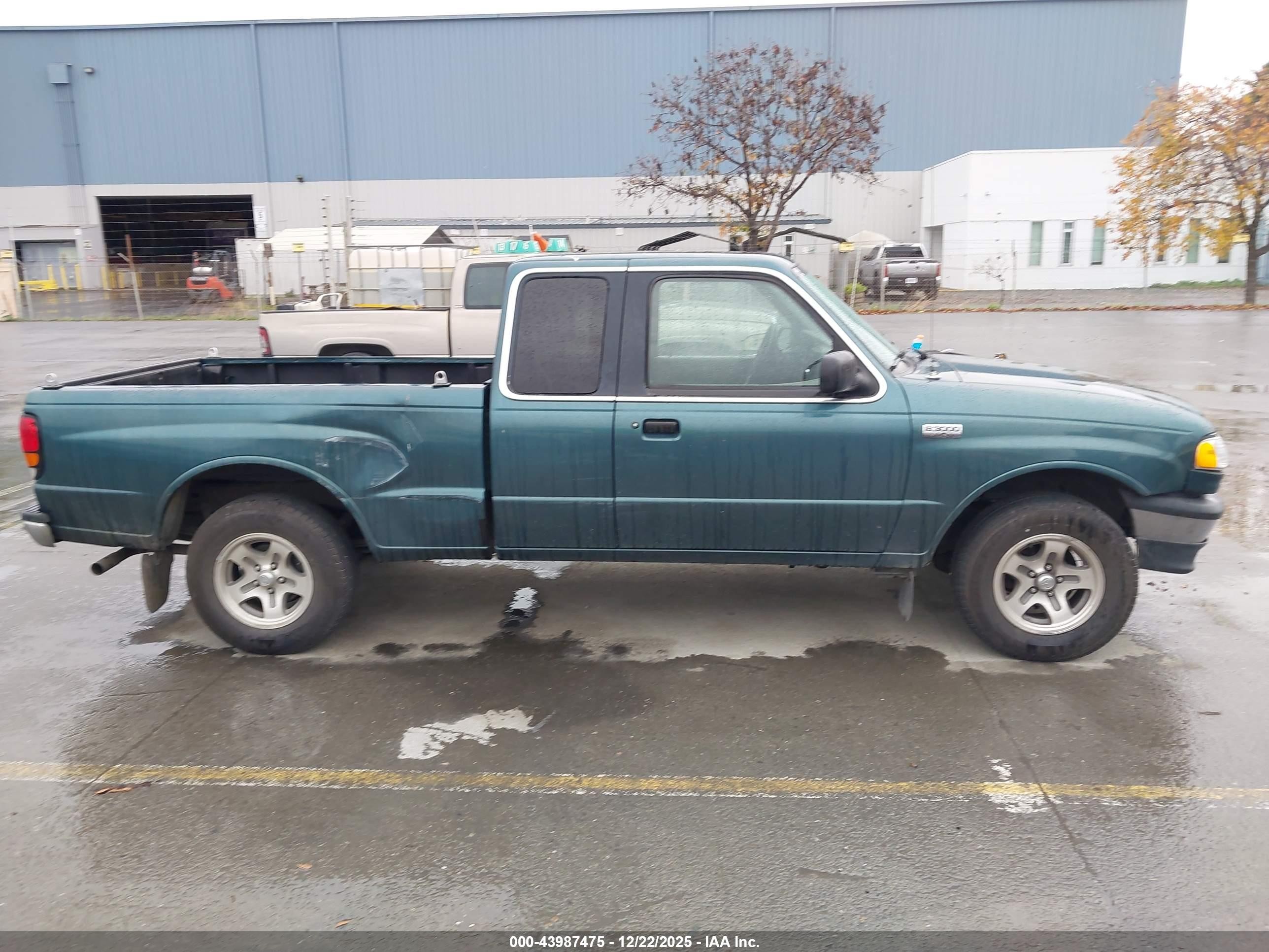 1999 Mazda B3000 Se/tl Бирюзовый vin: 4F4YR16V7XTM30688
