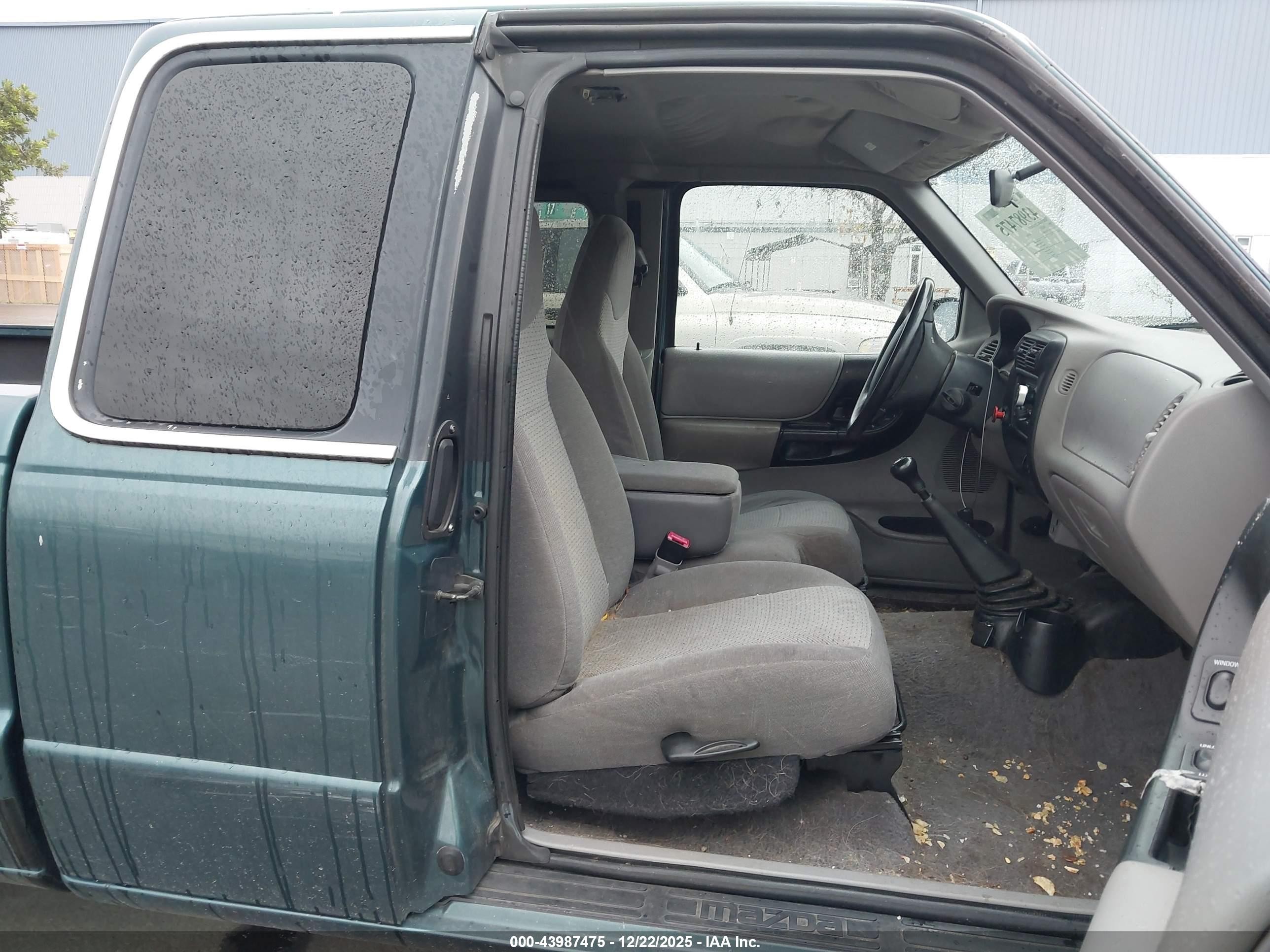 1999 Mazda B3000 Se/tl Бирюзовый vin: 4F4YR16V7XTM30688