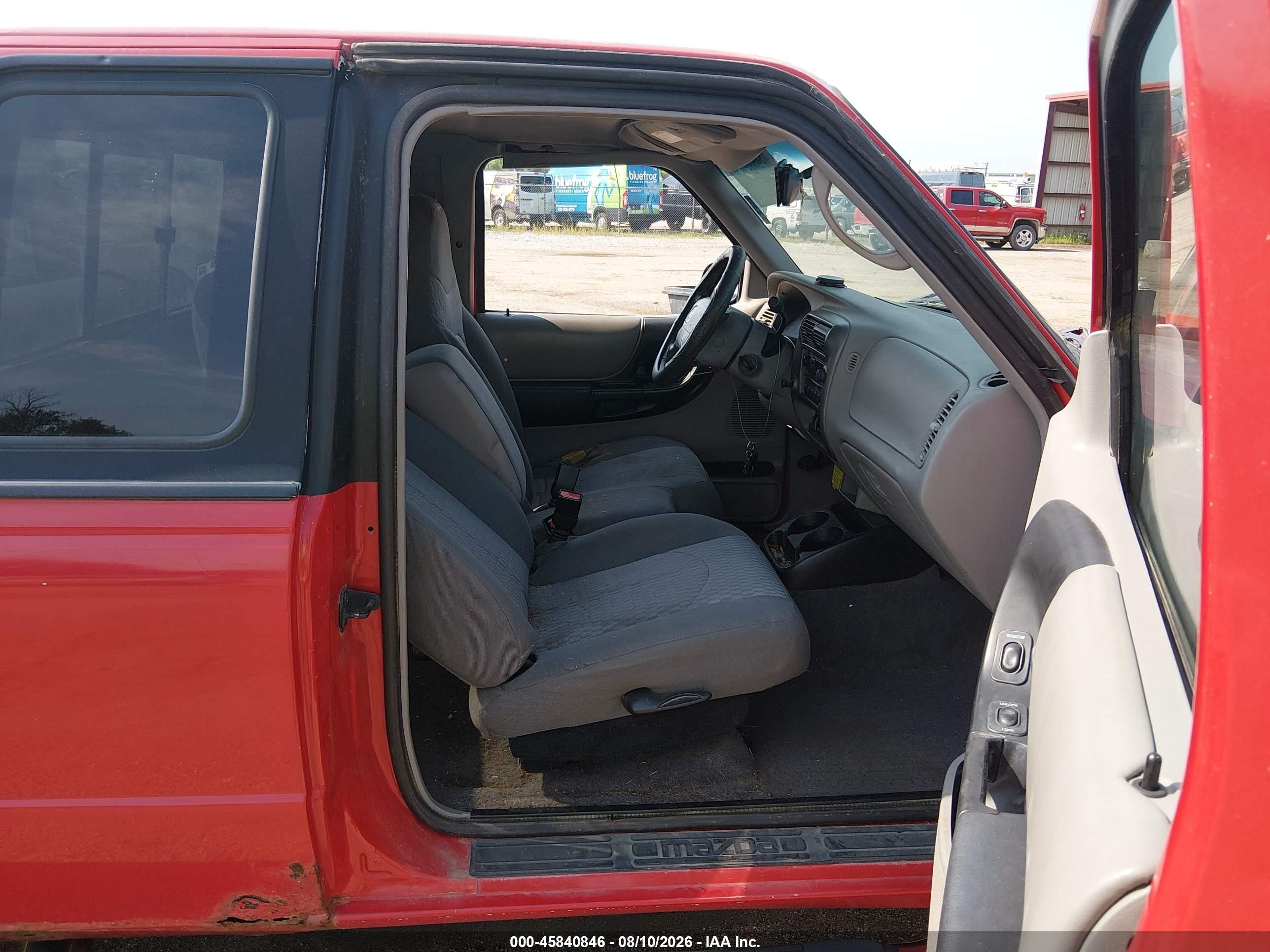 2001 Mazda B3000 Ds/se Красный vin: 4F4YR16V81TM23546
