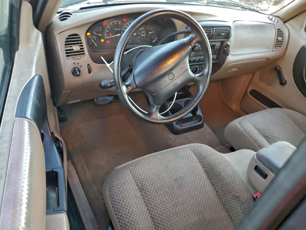 1999 Mazda B3000 Cab Plus Gold vin: 4F4YR16V8XTM21983