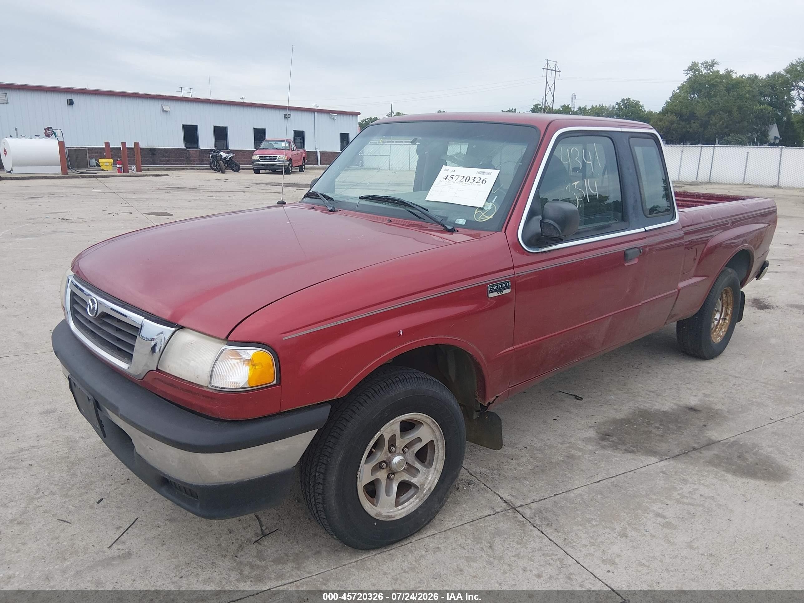 2000 Mazda B3000 Se/tl Red vin: 4F4YR16V8YTM26909