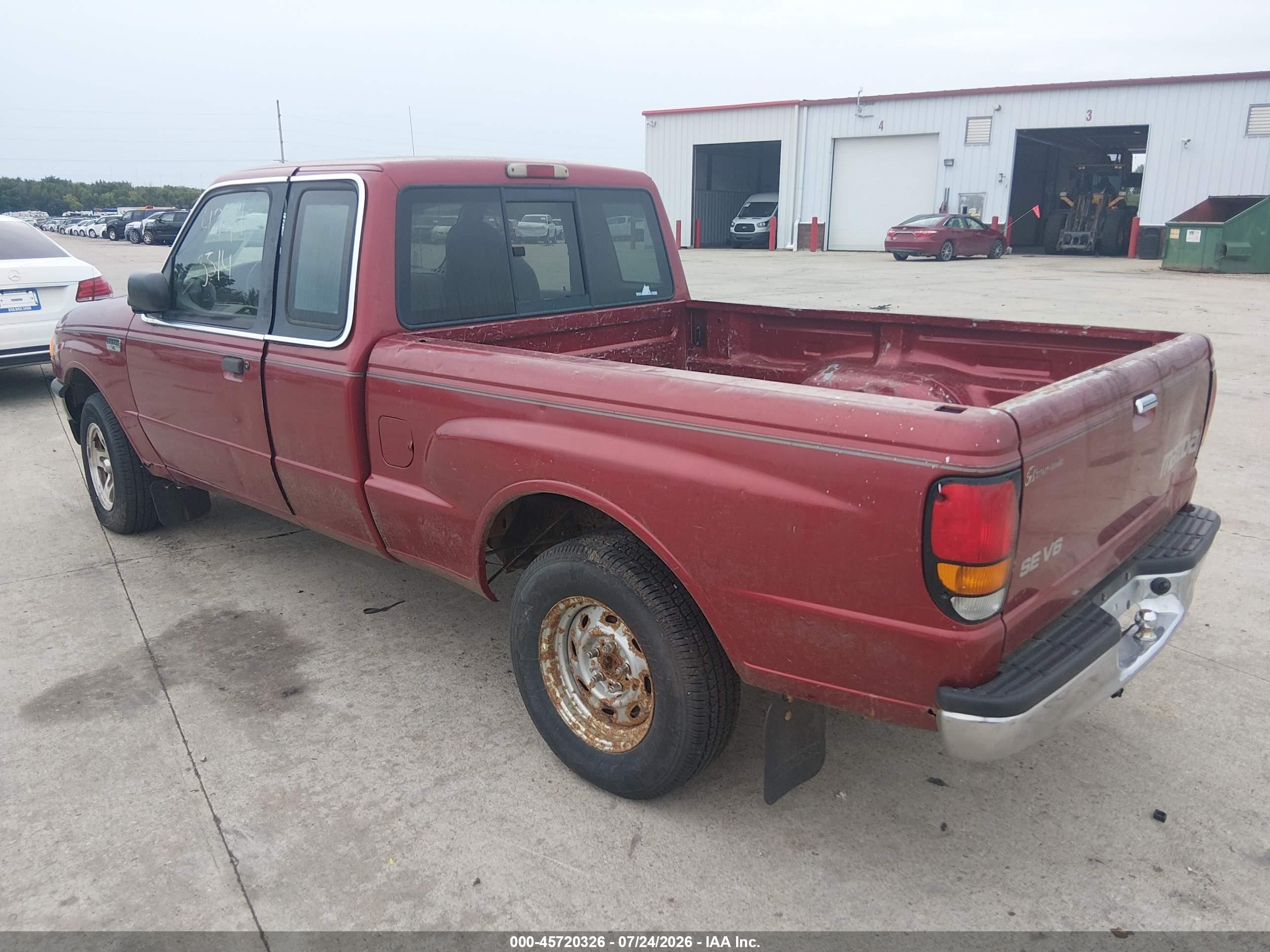 2000 Mazda B3000 Se/tl Red vin: 4F4YR16V8YTM26909