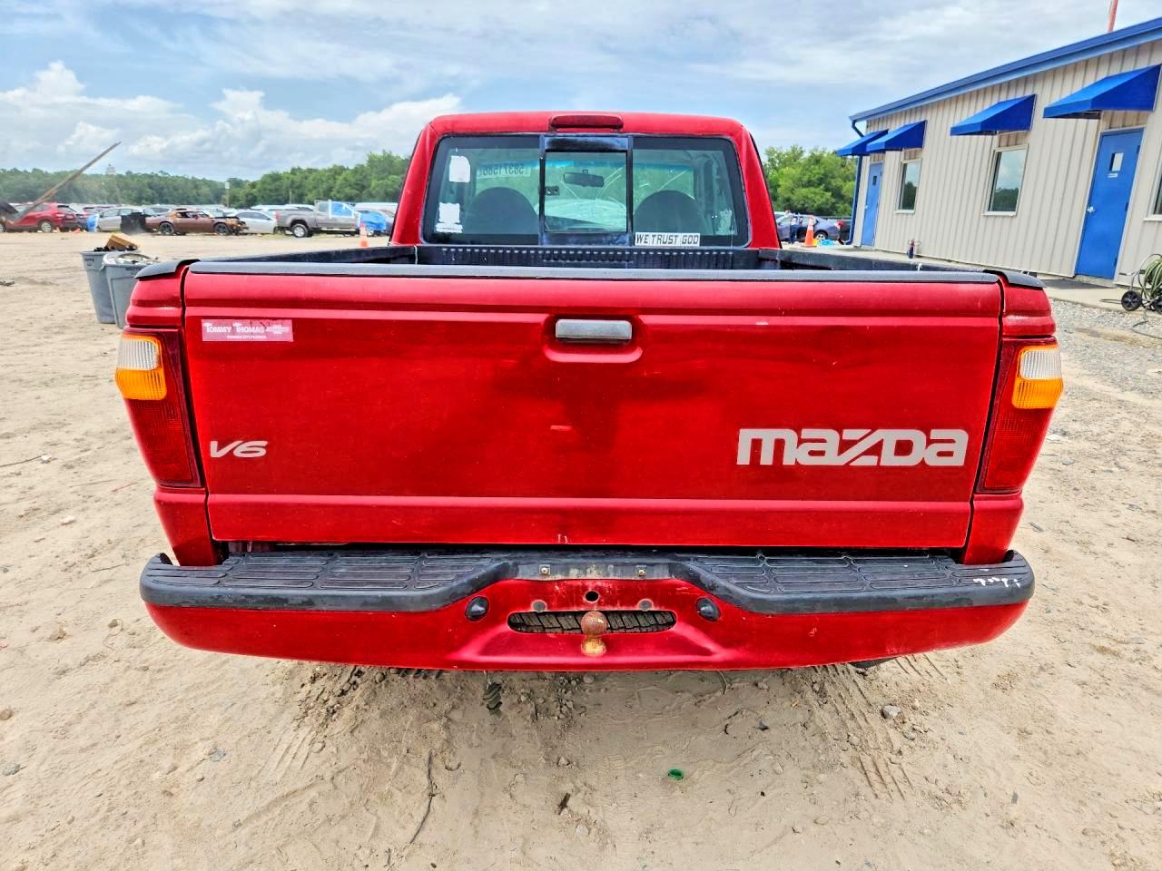 2003 Mazda B3000 Cab Plus Red vin: 4F4YR16VX3TM06931