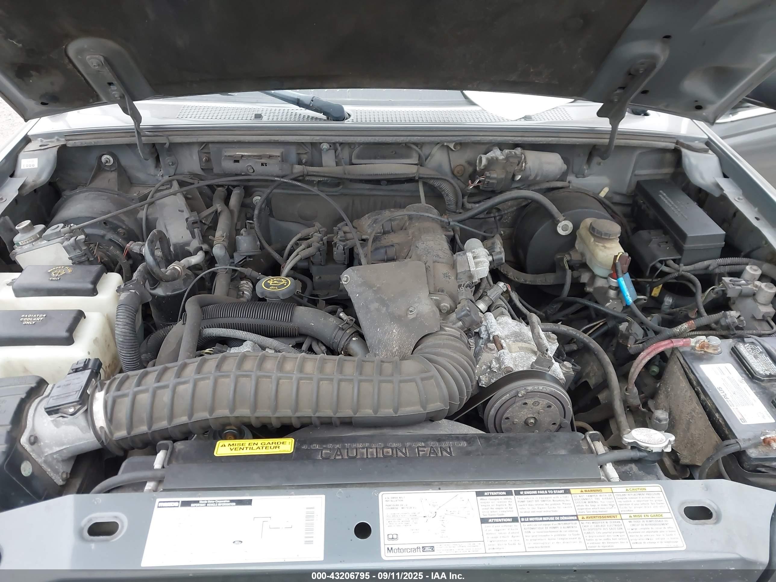 1999 Mazda B4000 Se Gray vin: 4F4YR16X4XTM38295