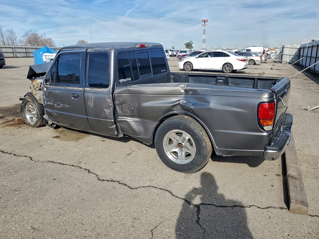 1999 Mazda B4000 Cab Plus Gray vin: 4F4YR16X7XTM36248