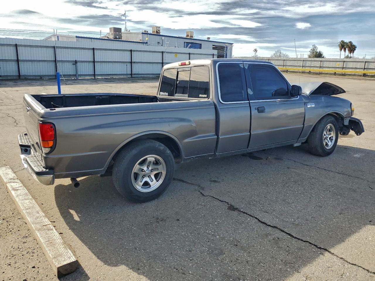 1999 Mazda B4000 Cab Plus Gray vin: 4F4YR16X7XTM36248