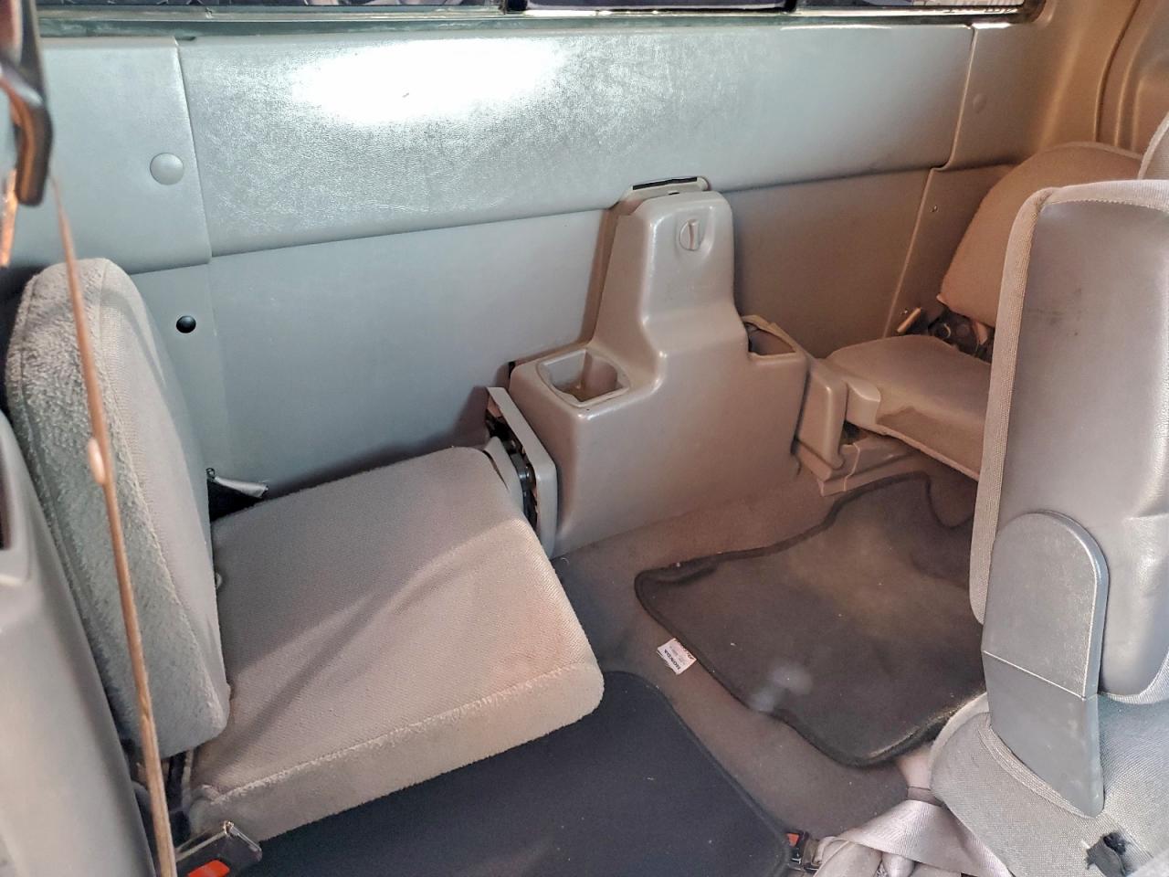 1999 Mazda B4000 Cab Plus Gray vin: 4F4YR16X7XTM36248