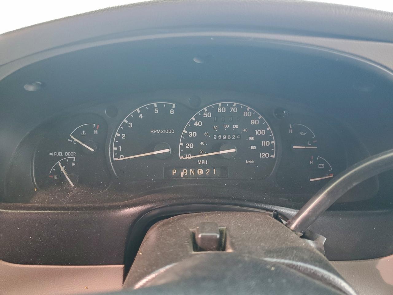 1999 Mazda B4000 Cab Plus Gray vin: 4F4YR16X7XTM36248