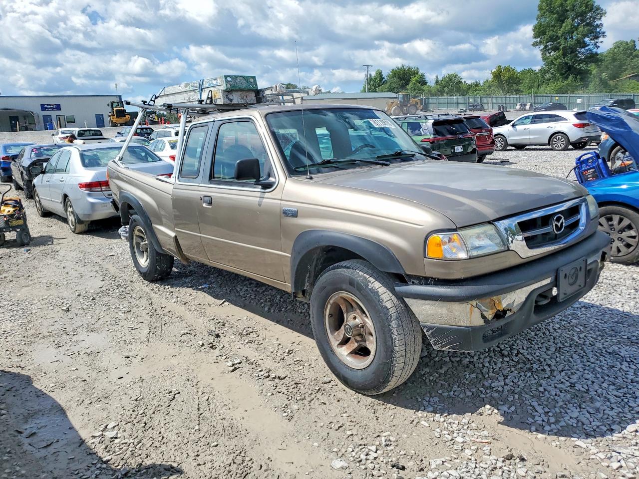 2003 Mazda B4000 Золотой vin: 4F4YR17E83TM17652