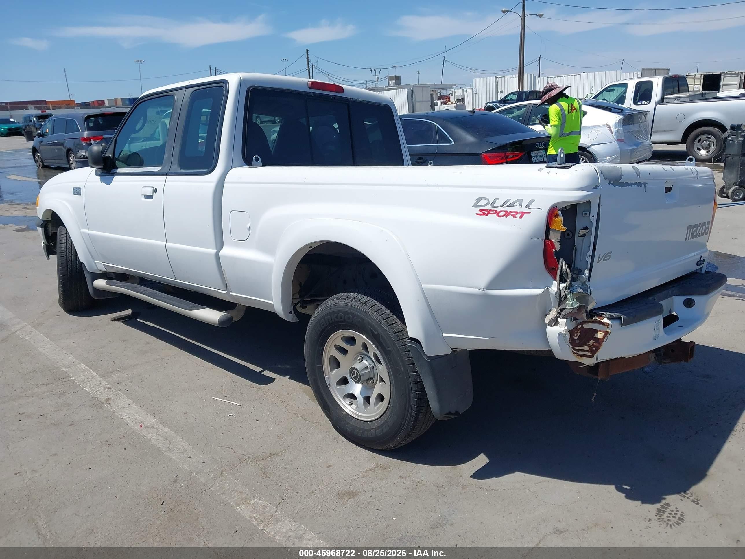 2003 Mazda B4000 Ds White vin: 4F4YR46E63TM13814