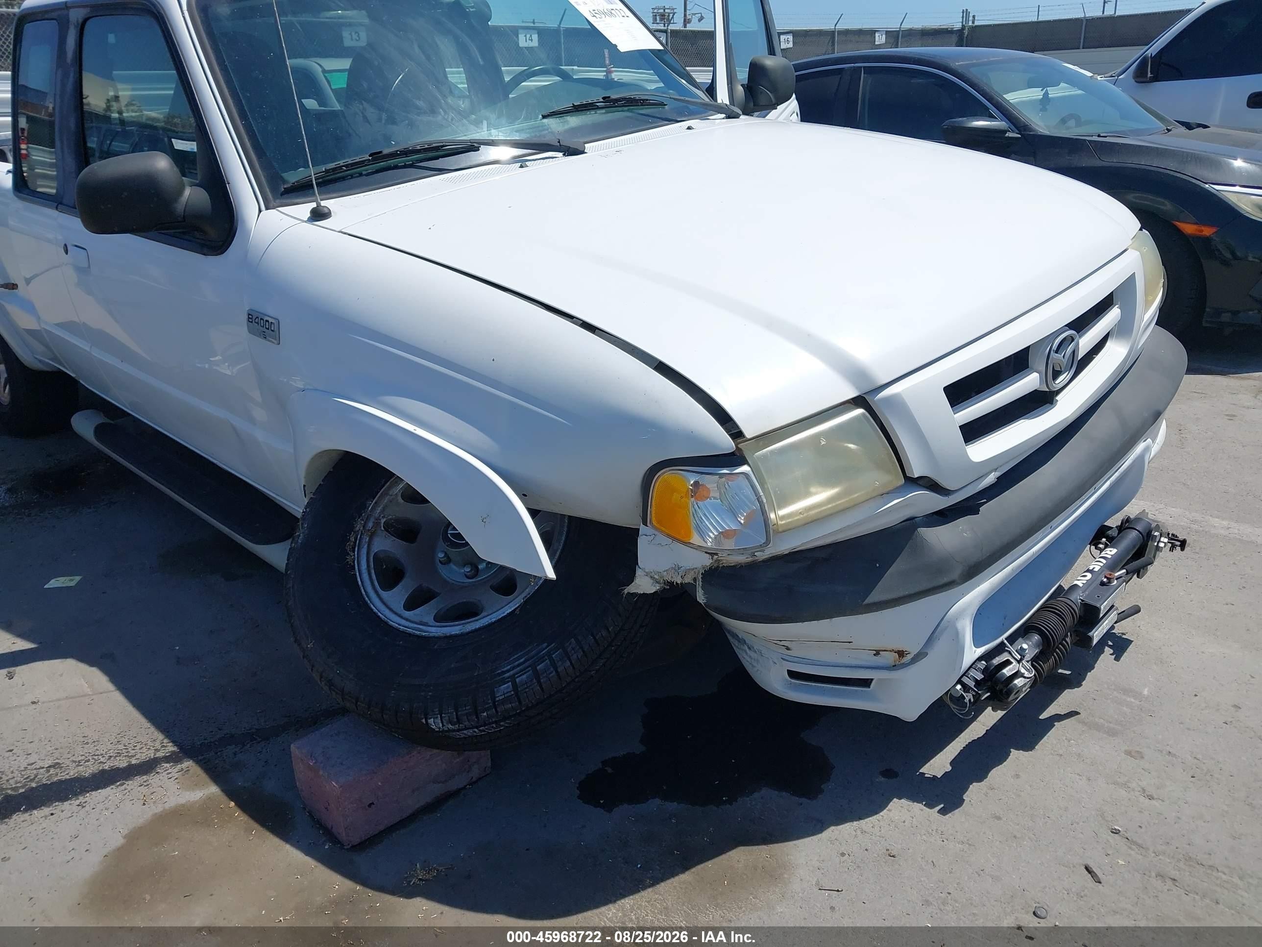 2003 Mazda B4000 Ds White vin: 4F4YR46E63TM13814