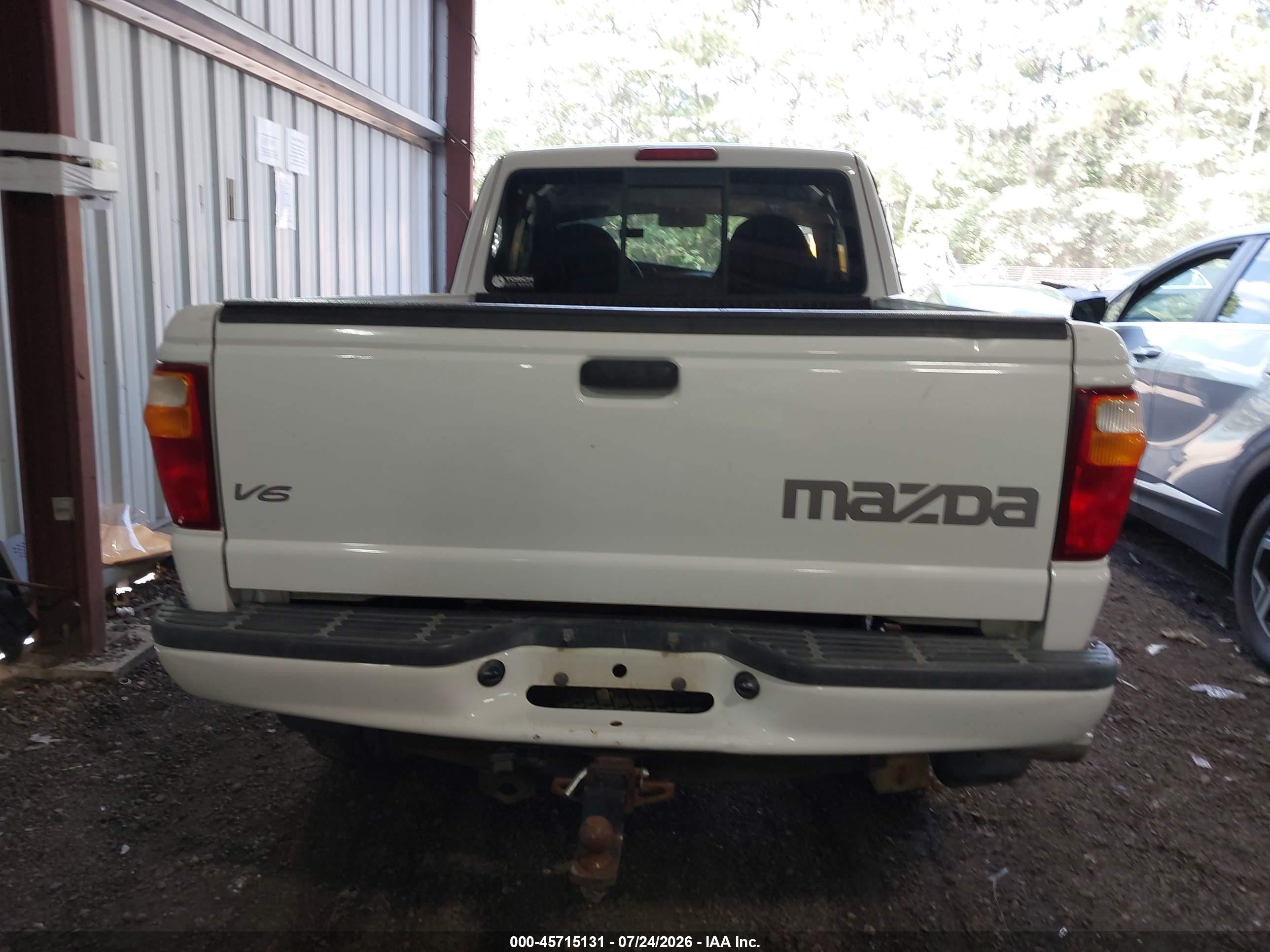 2003 Mazda B4000 Ds White vin: 4F4YR46E73TM02191