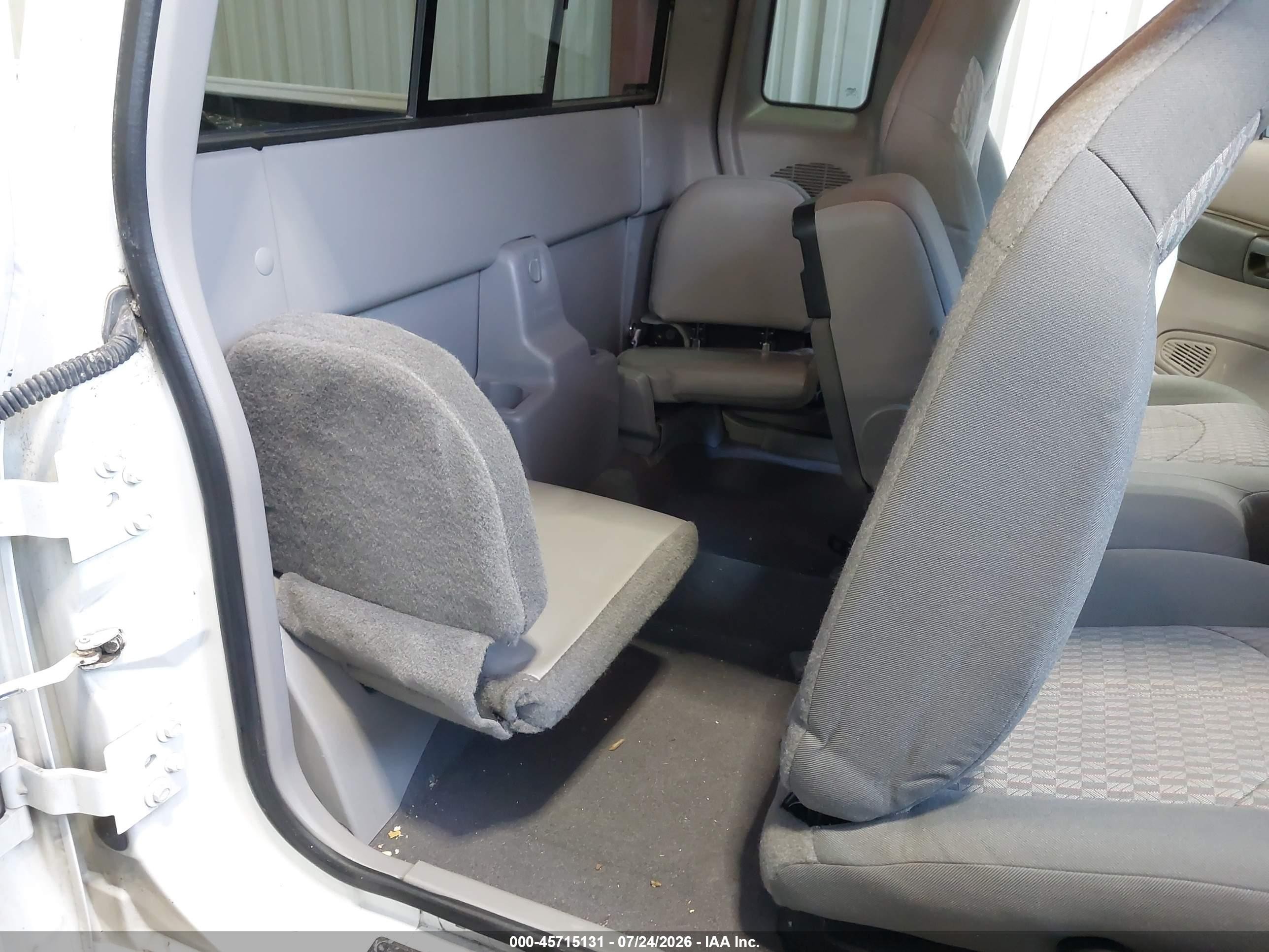 2003 Mazda B4000 Ds White vin: 4F4YR46E73TM02191