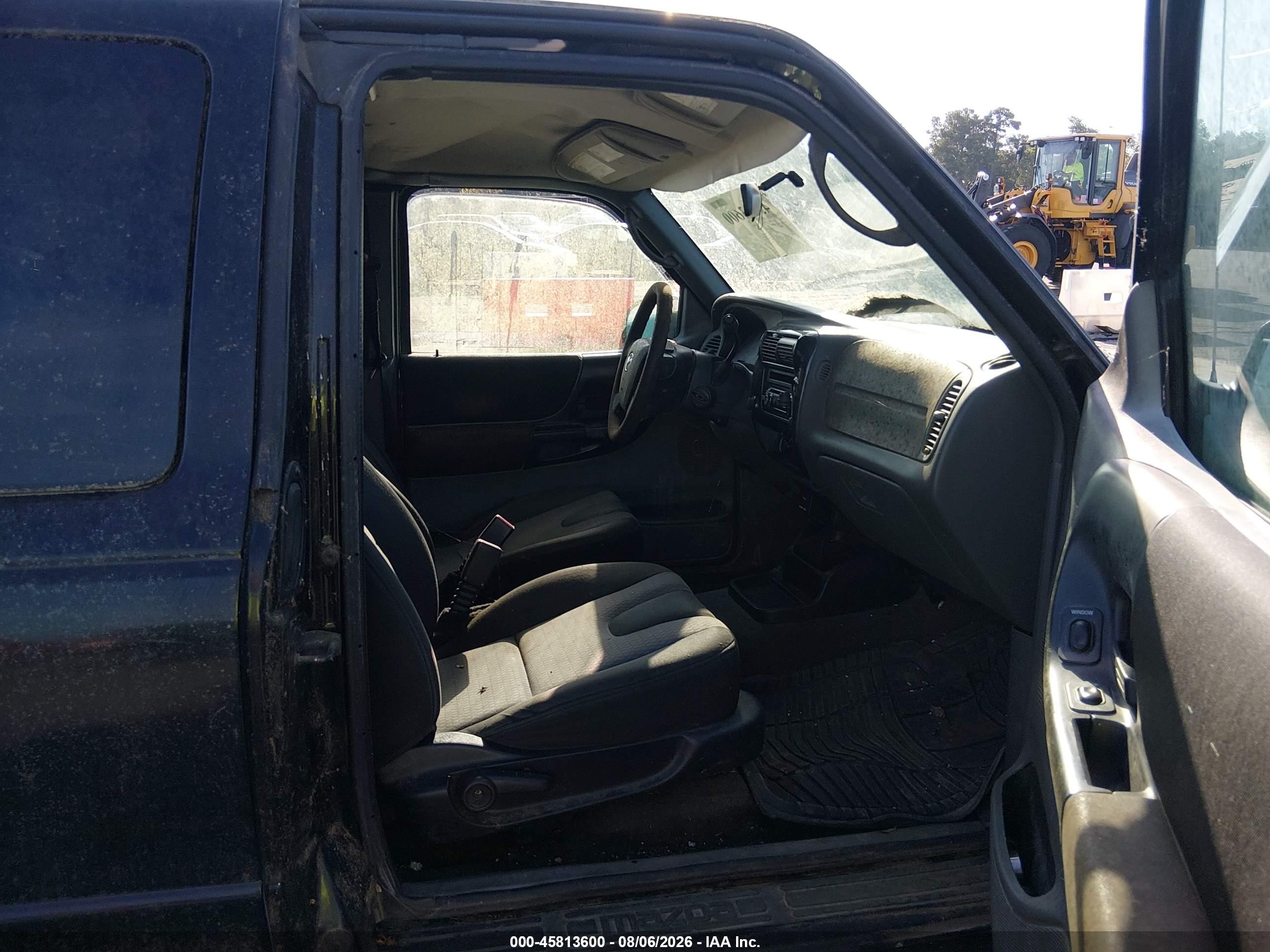 2005 Mazda B3000 Ds Black vin: 4F4YR46U05PM01595
