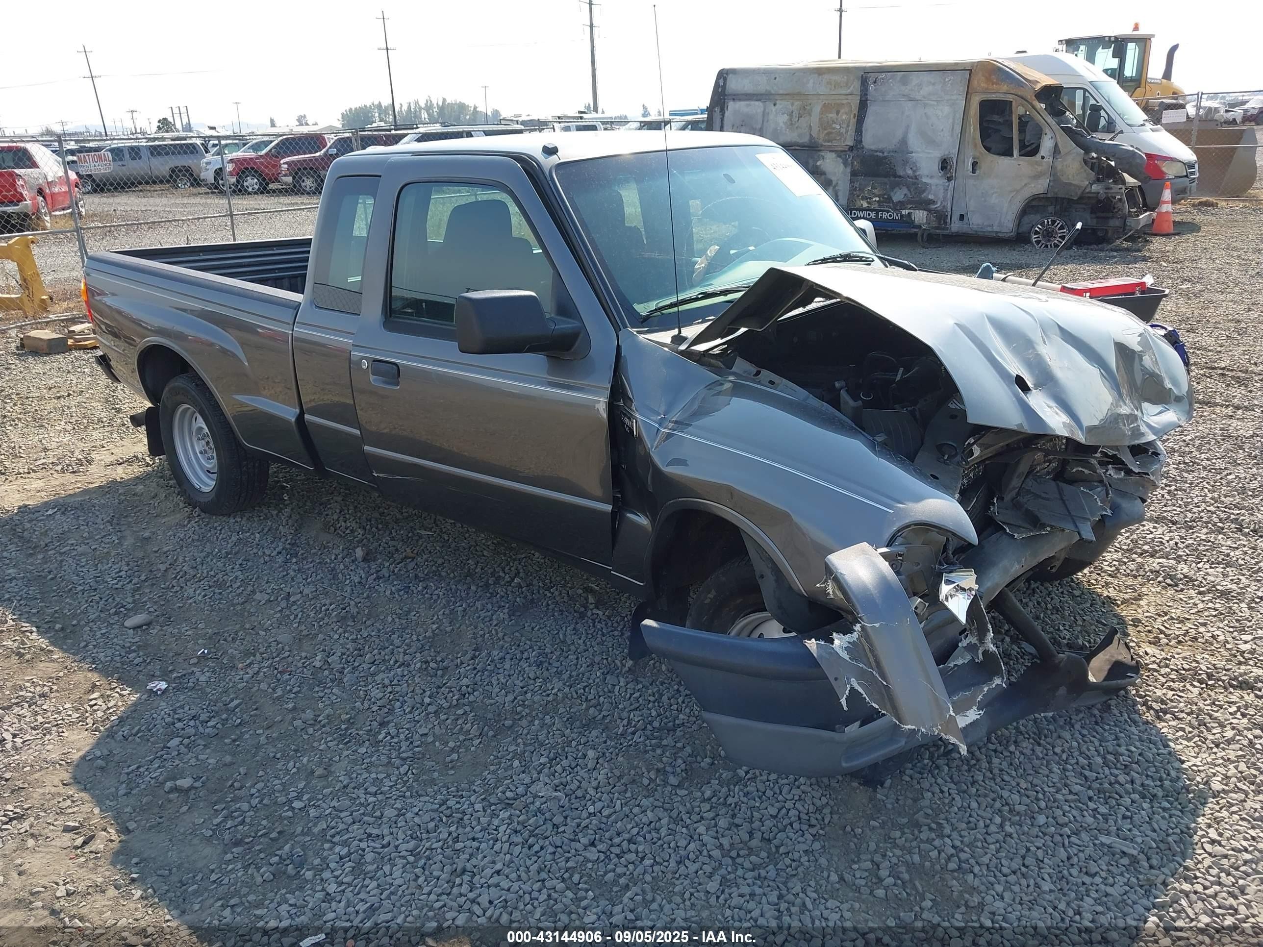 2006 Mazda B3000   Gray vin: 4F4YR46U06PM02831